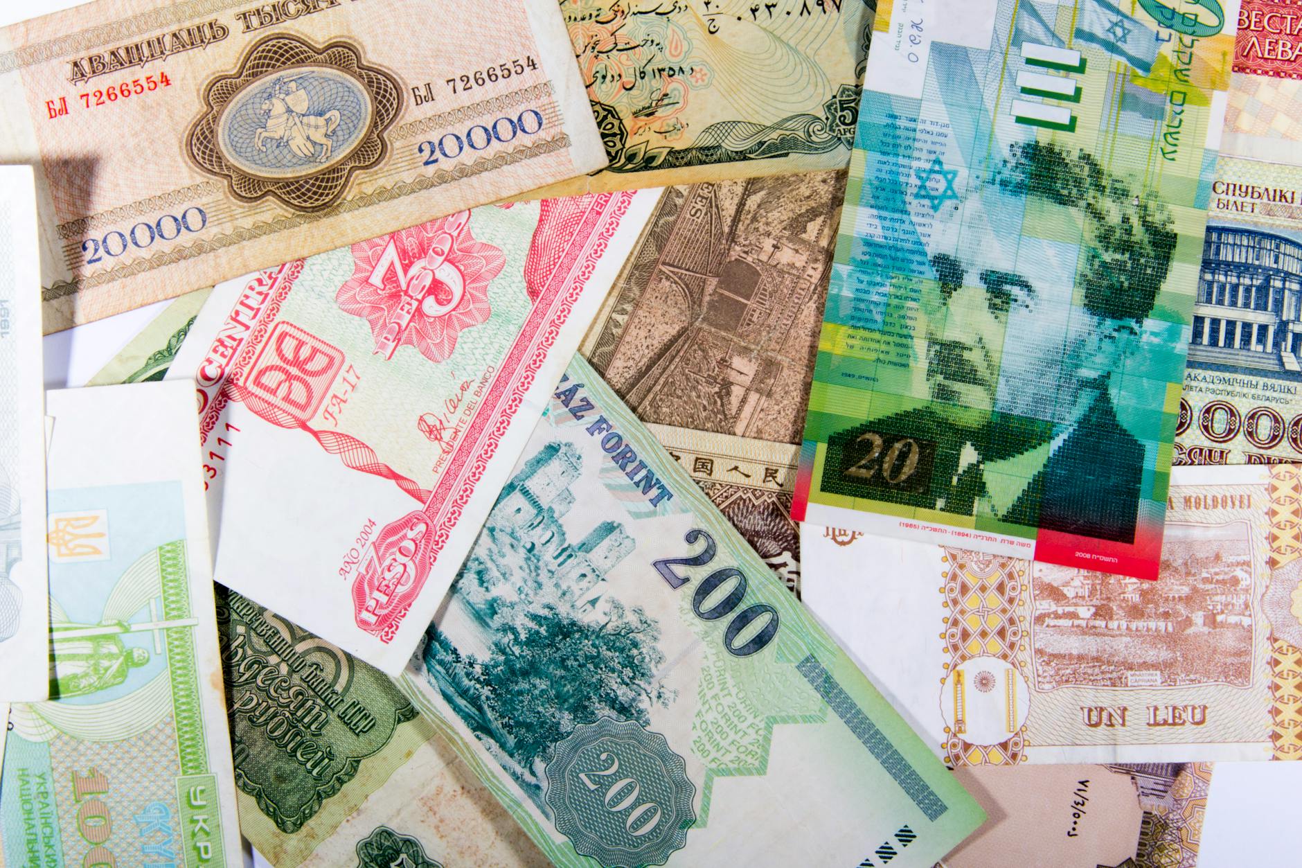 Forintul, la maximul ultimilor 4 ani după căderea lui Orbán