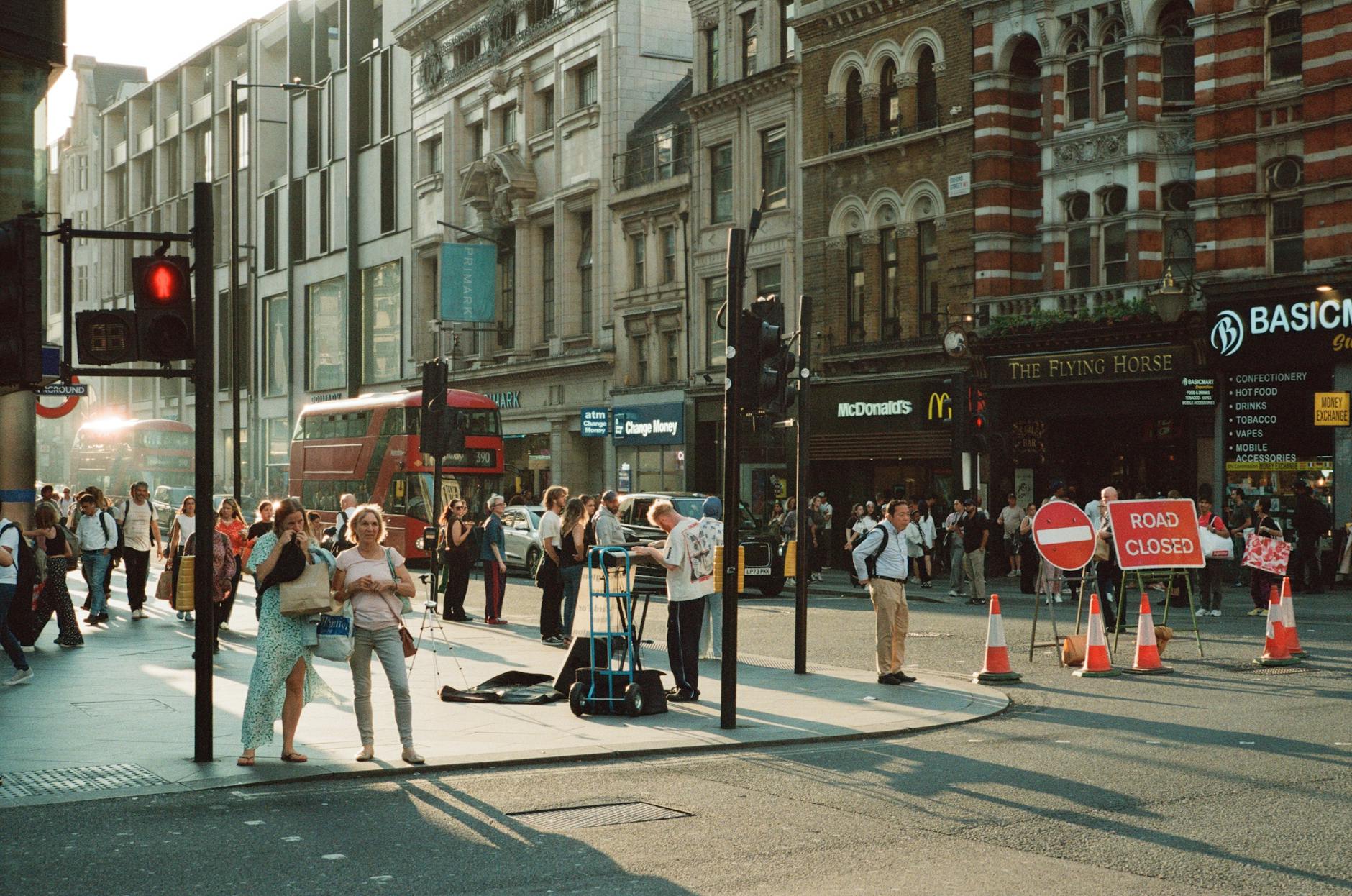 Londra refuză blocada Hormuz, ruptura cu Washingtonul se adâncește