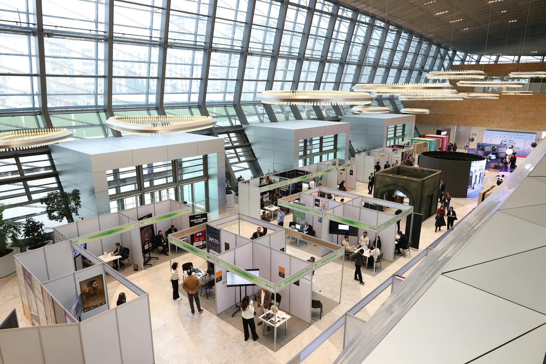 Swalwell demisionează din Congres după acuzații sexuale