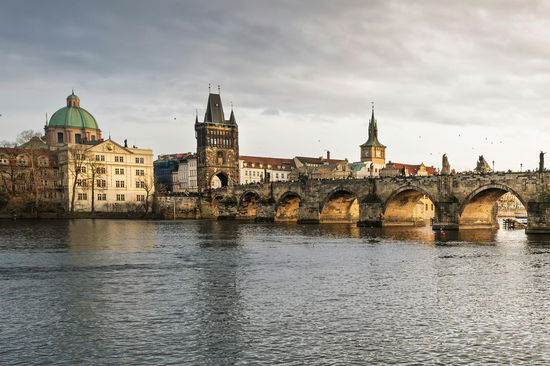 Berlin și Praga convoacă ambasadorii Rusiei după amenințări