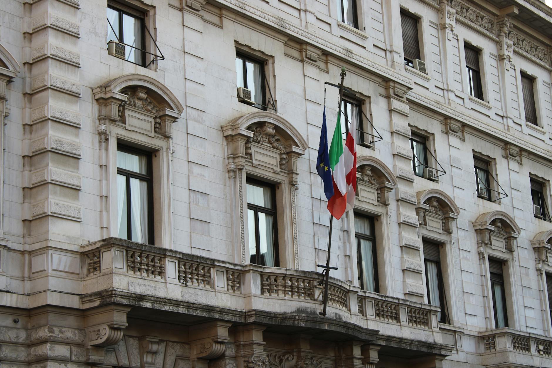 Italia convoacă ambasadorul rus după insulte la adresa Meloni
