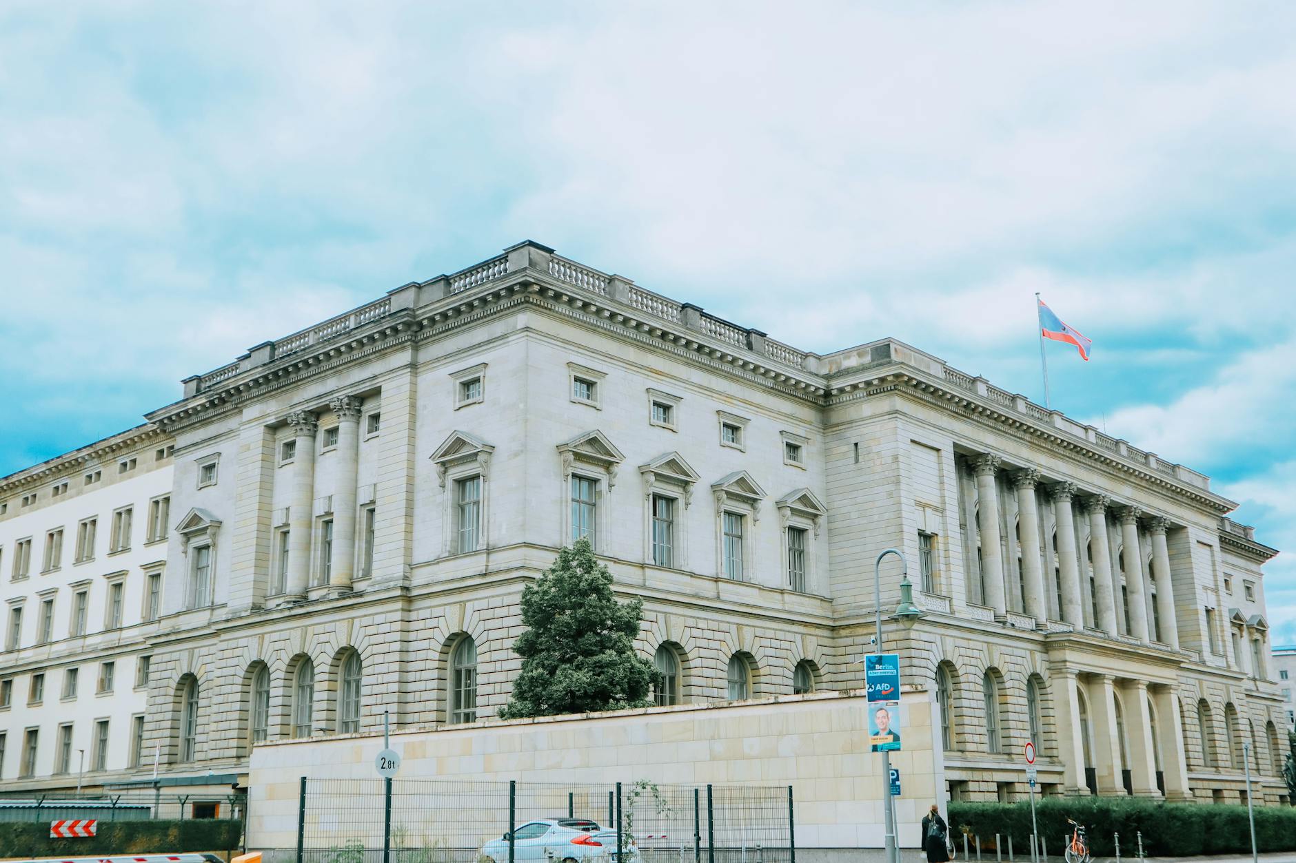 Pentagonul cere buget record de 1,5 trilioane de dolari