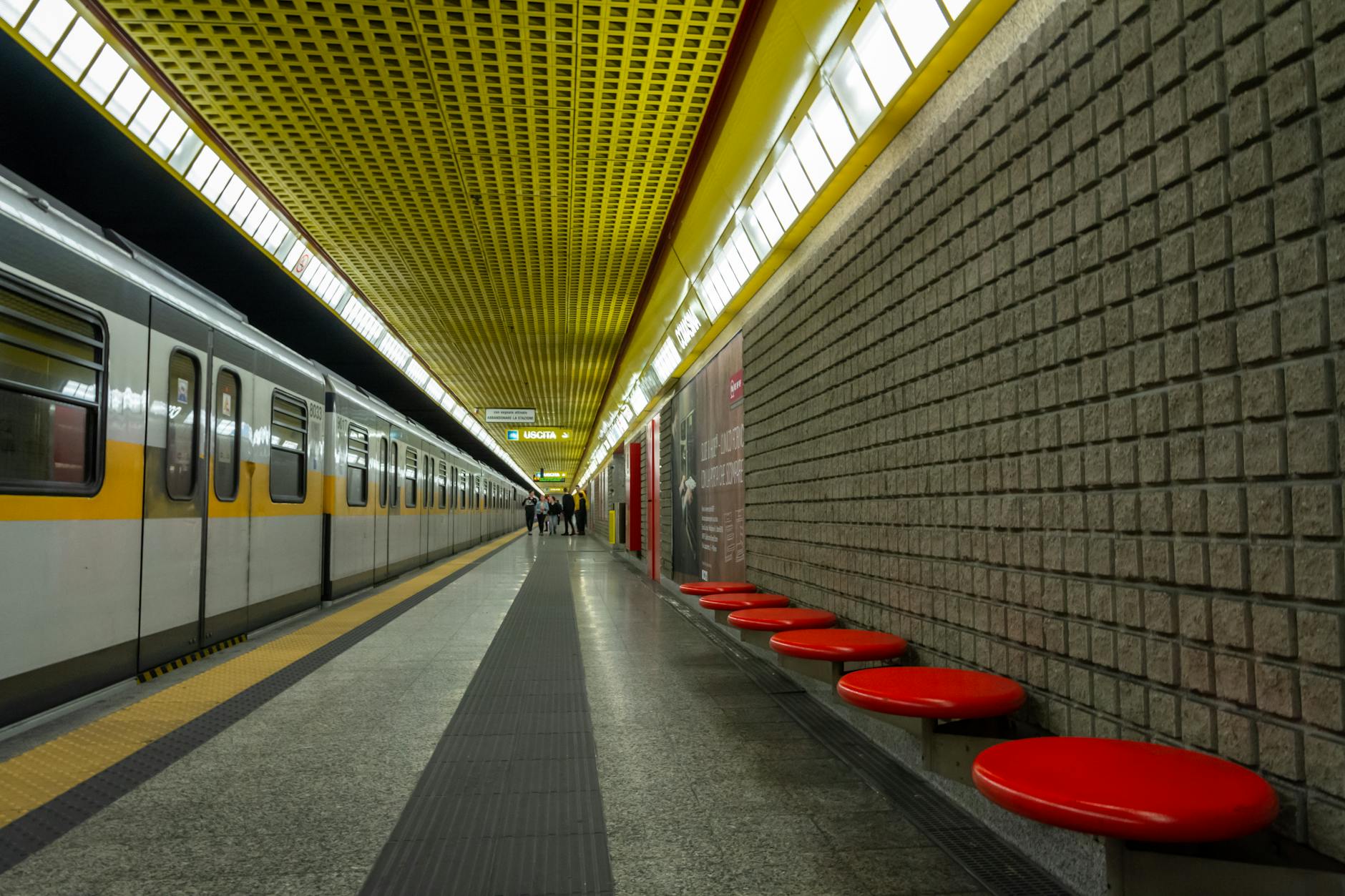Metroul din București, cu 40% mai scump de la 1 mai