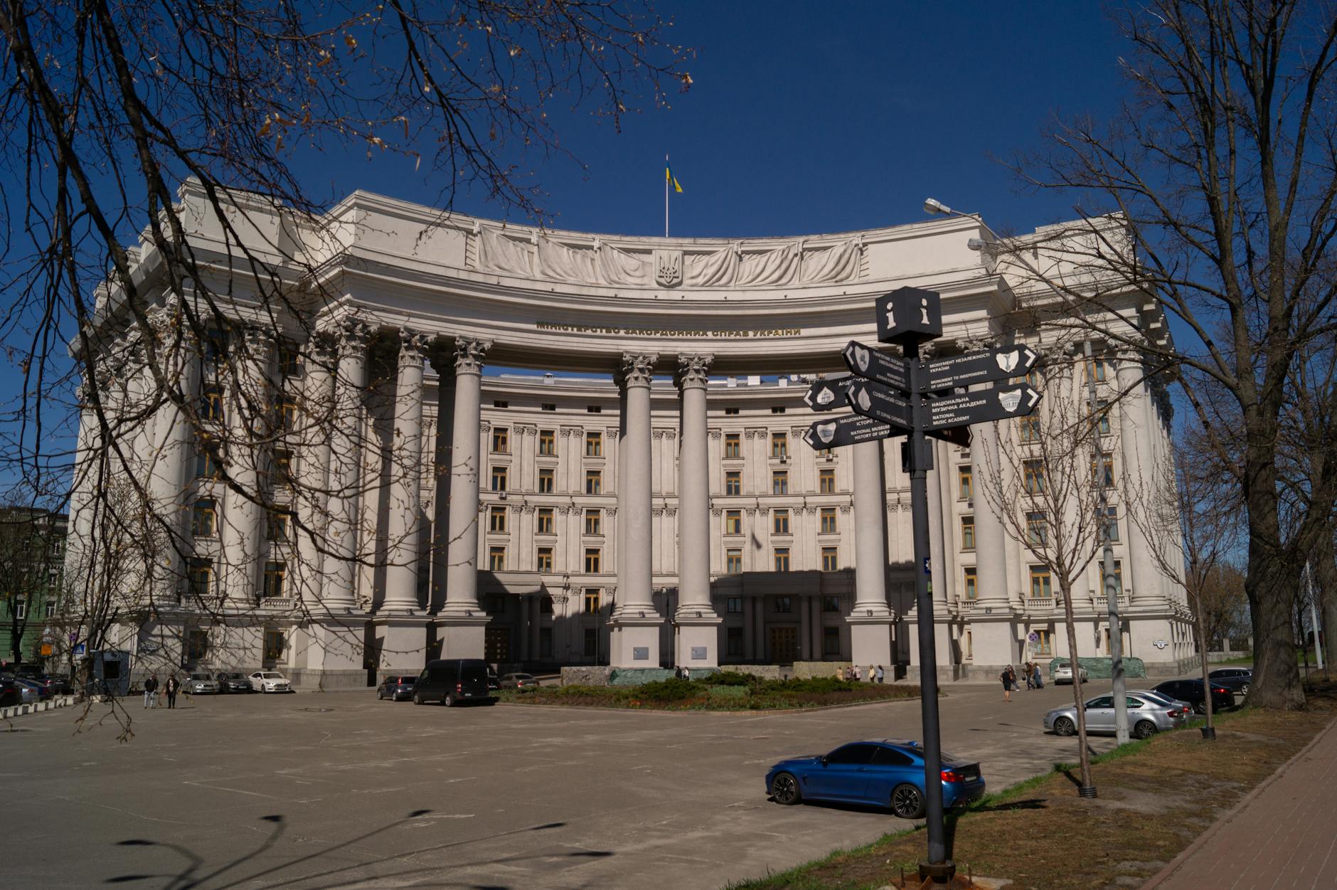 Zelenskyy semnează 6 acorduri cu Azerbaidjanul