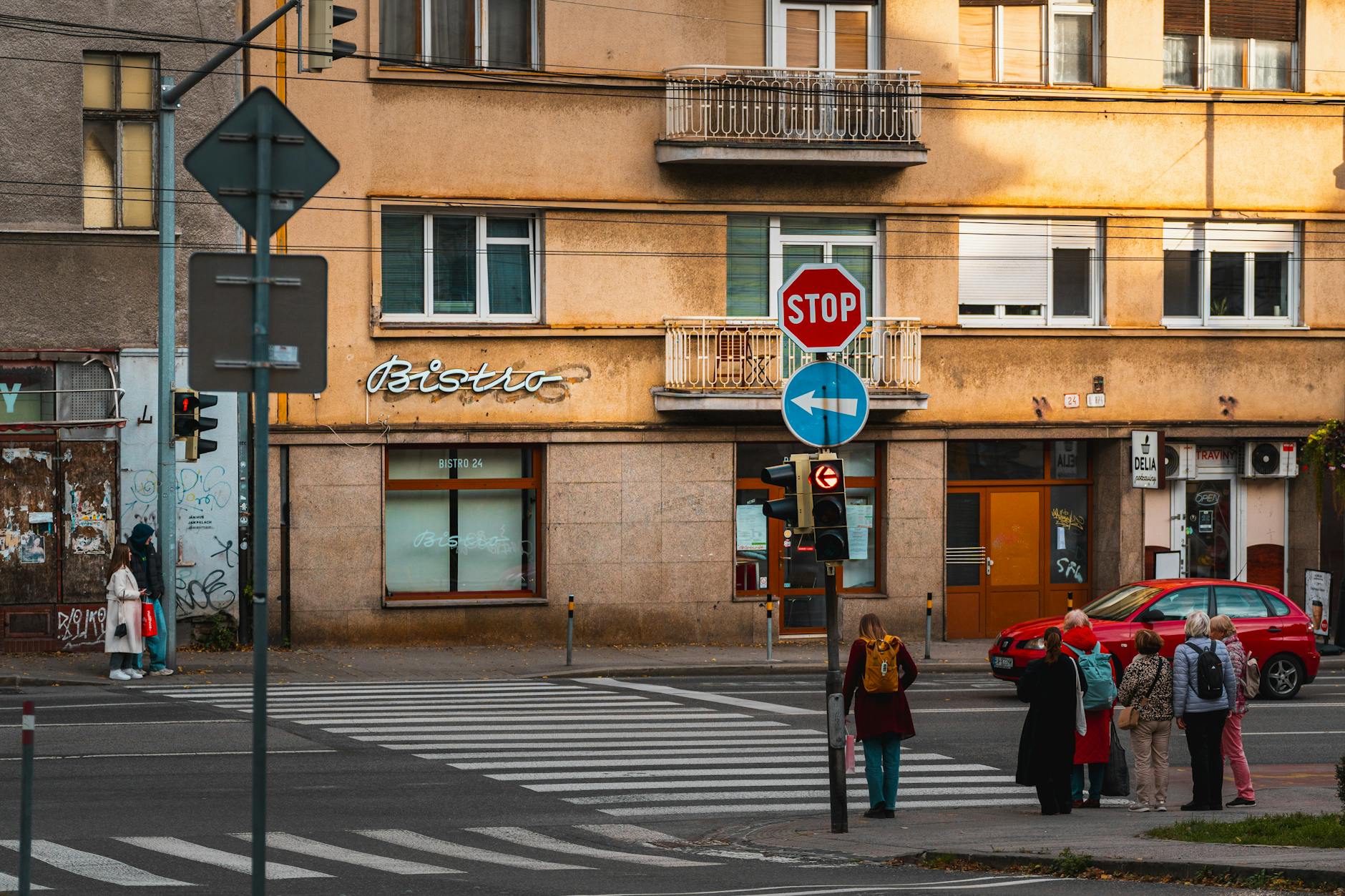 Patru orașe interzic păcănelele într-o singură zi
