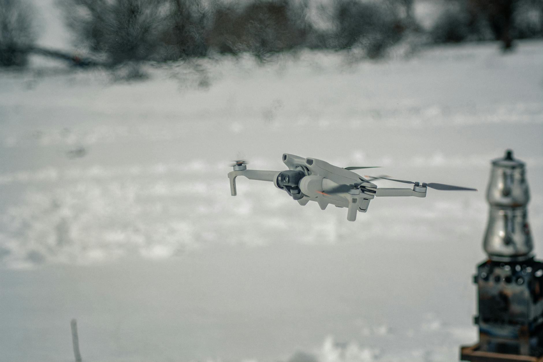 Drone prăbușite în Letonia, alertă și în România