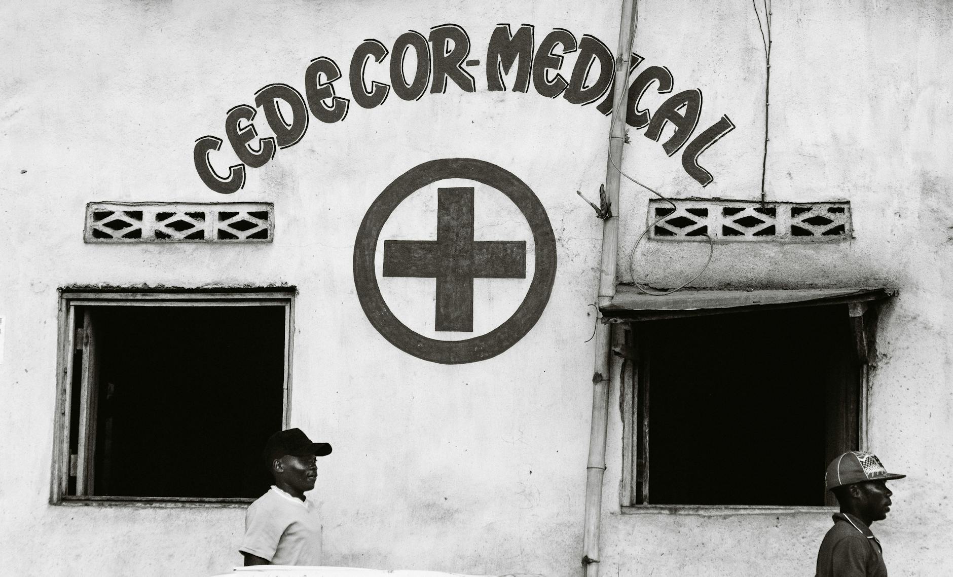 Ebola în Congo: 65 de morți, tulpină fără vaccin
