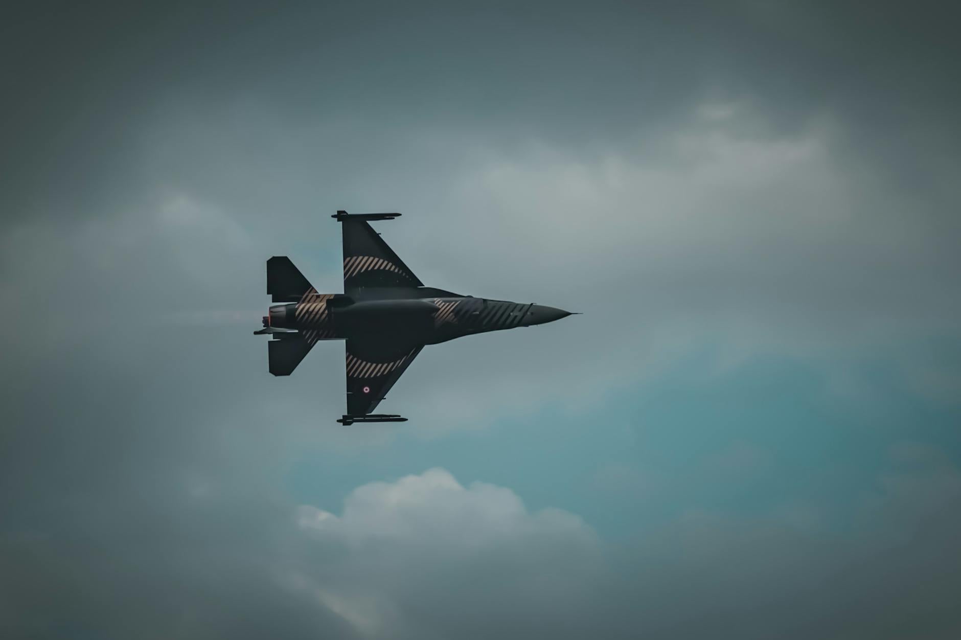 F-16 românesc doborâră dronă în Estonia, premieră în Baltice