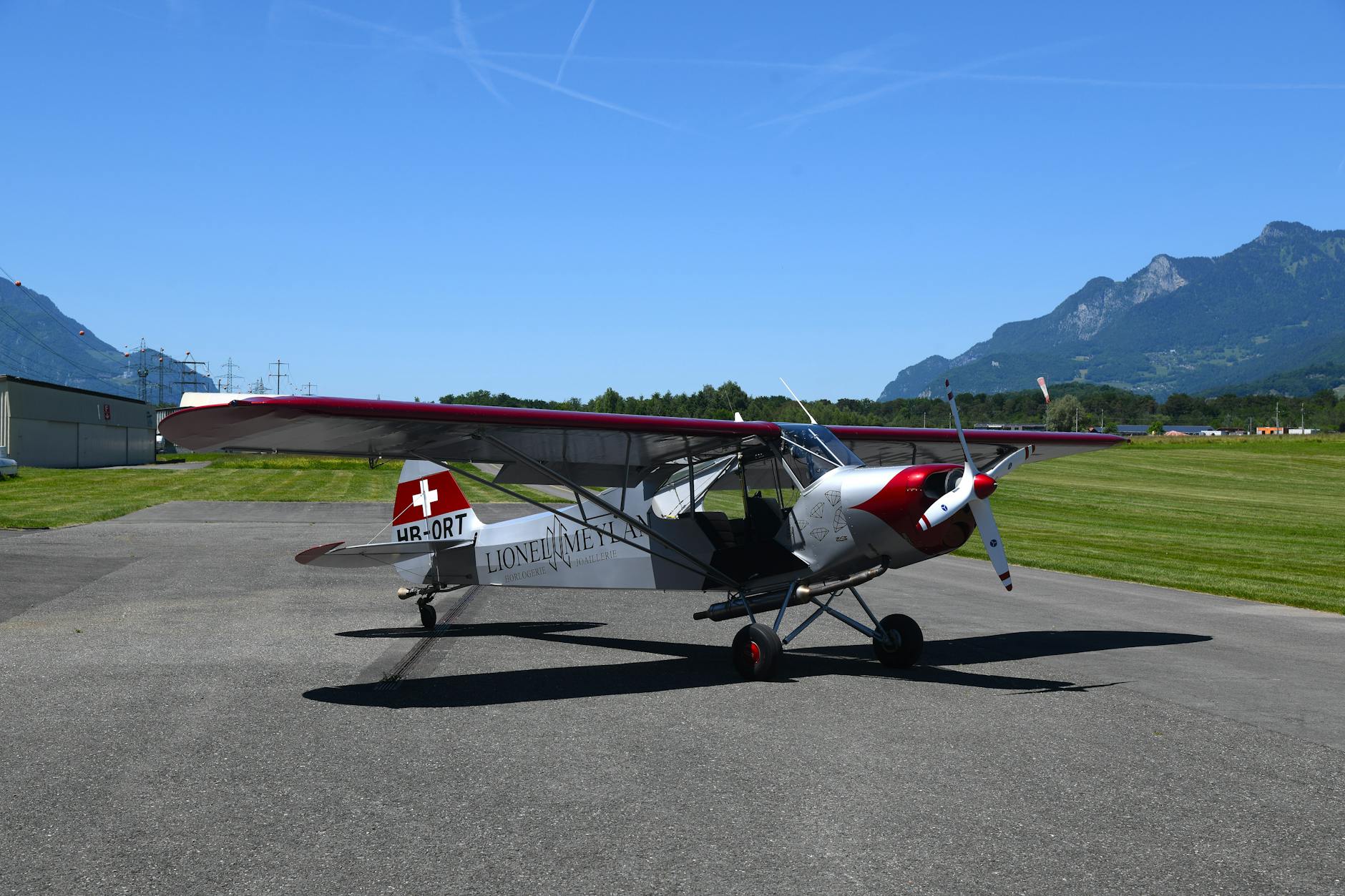 Avioane rusești, la 6 metri de un avion RAF deasupra Mării Negre