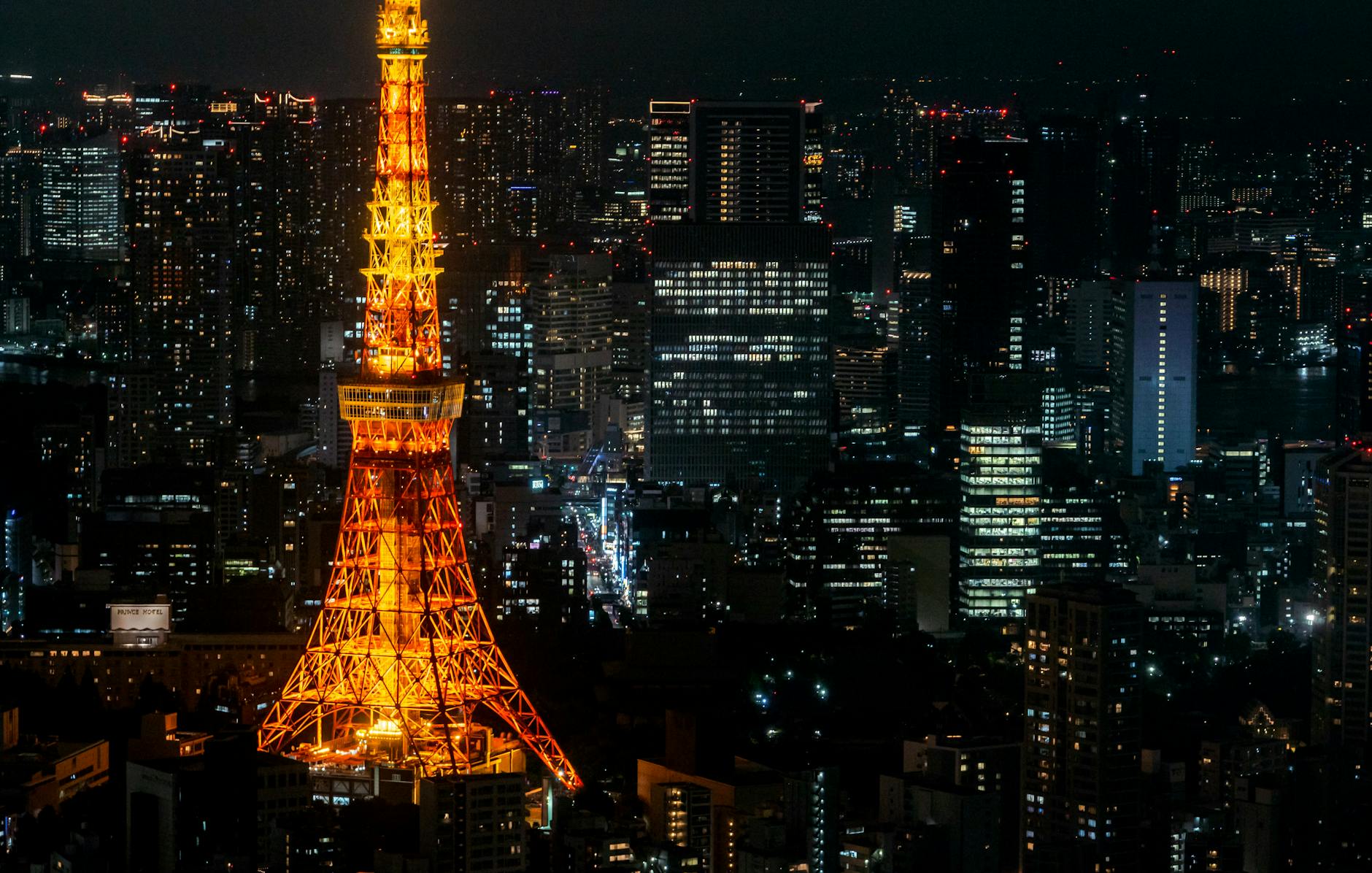 Tokyo: circa 20 de răniți după pulverizarea unei substanțe
