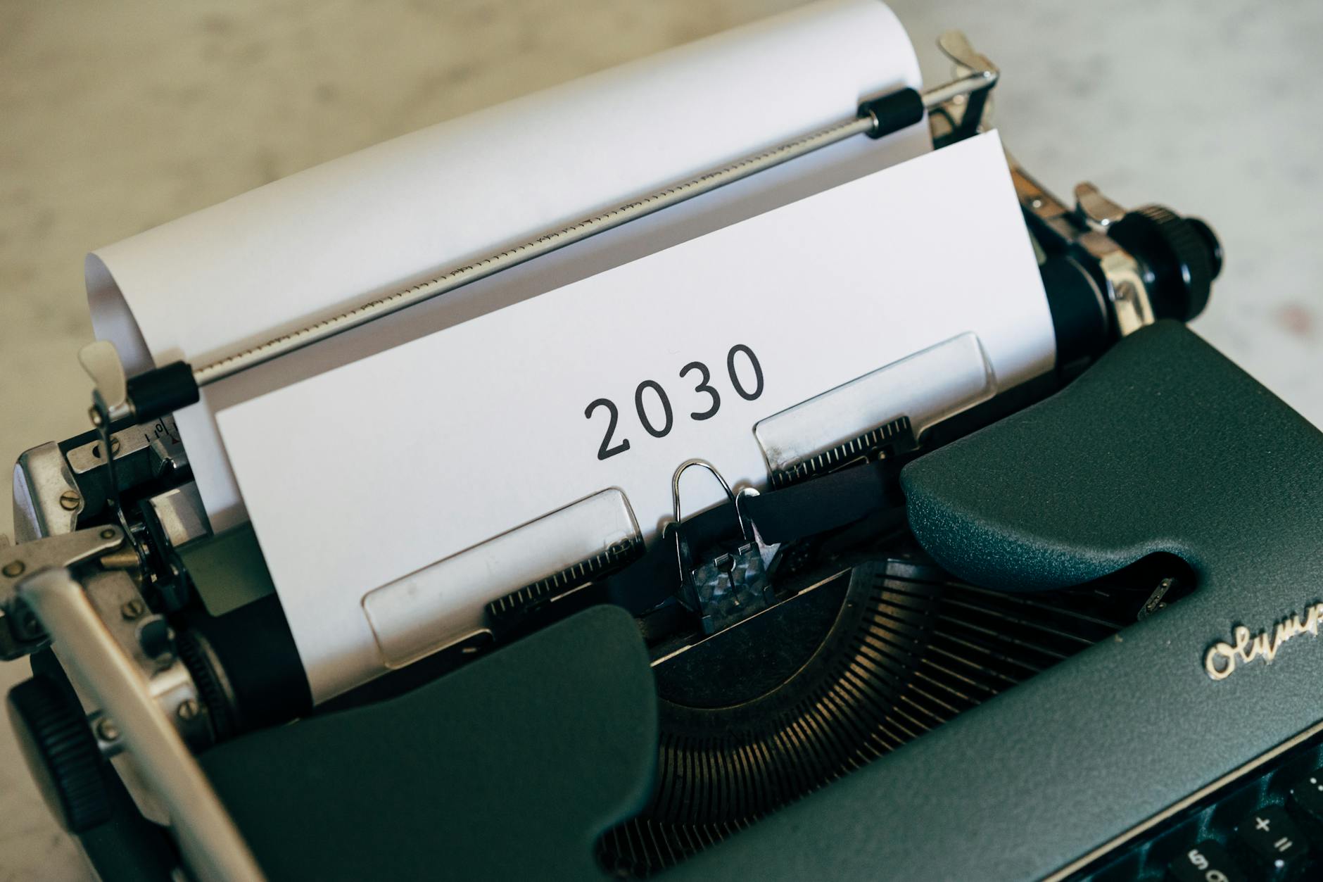 Bacalaureat 2030: probă nouă, două limbi străine, religia la examen