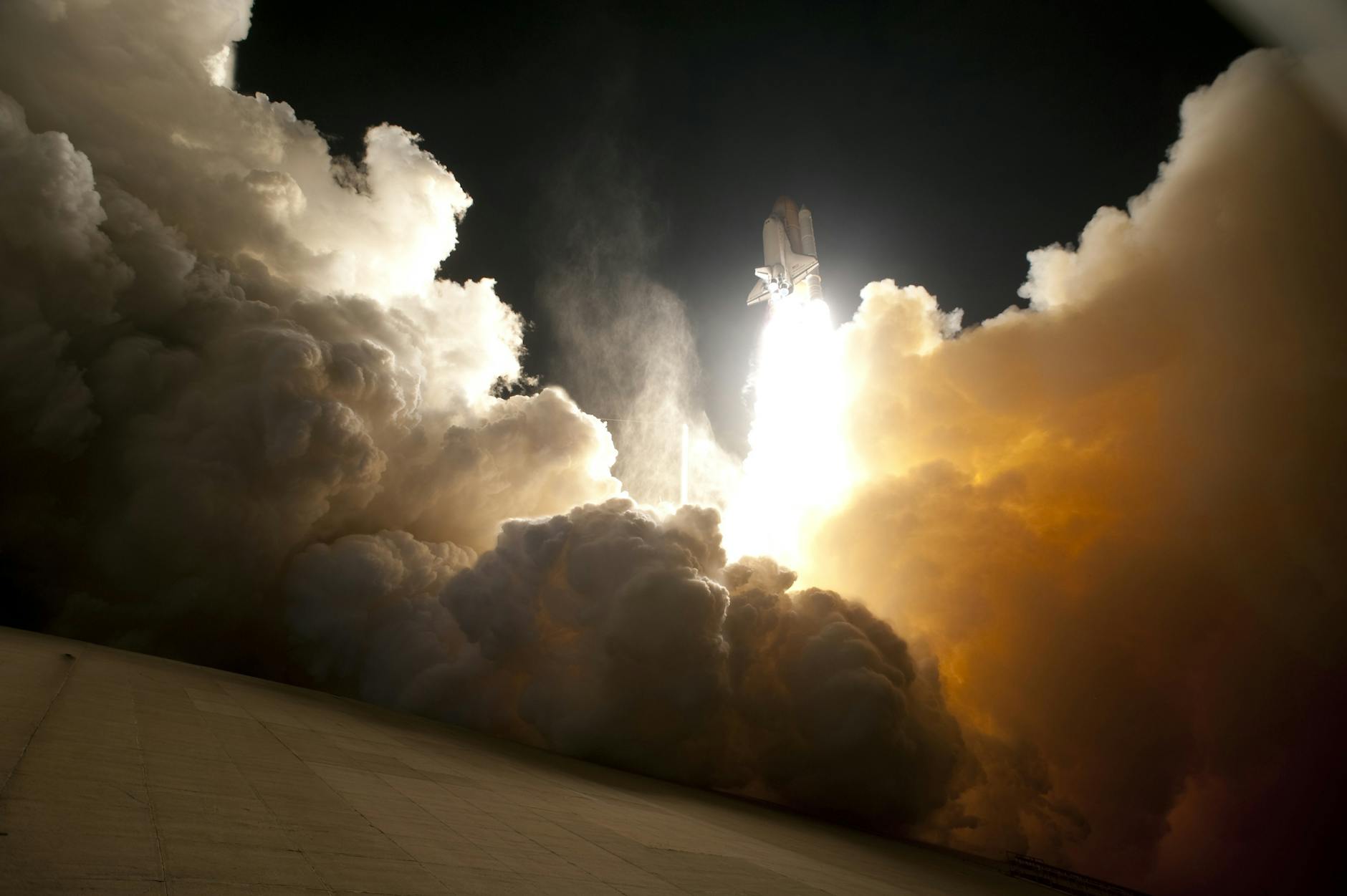 NASA prezintă planul bazei permanente pe Lună