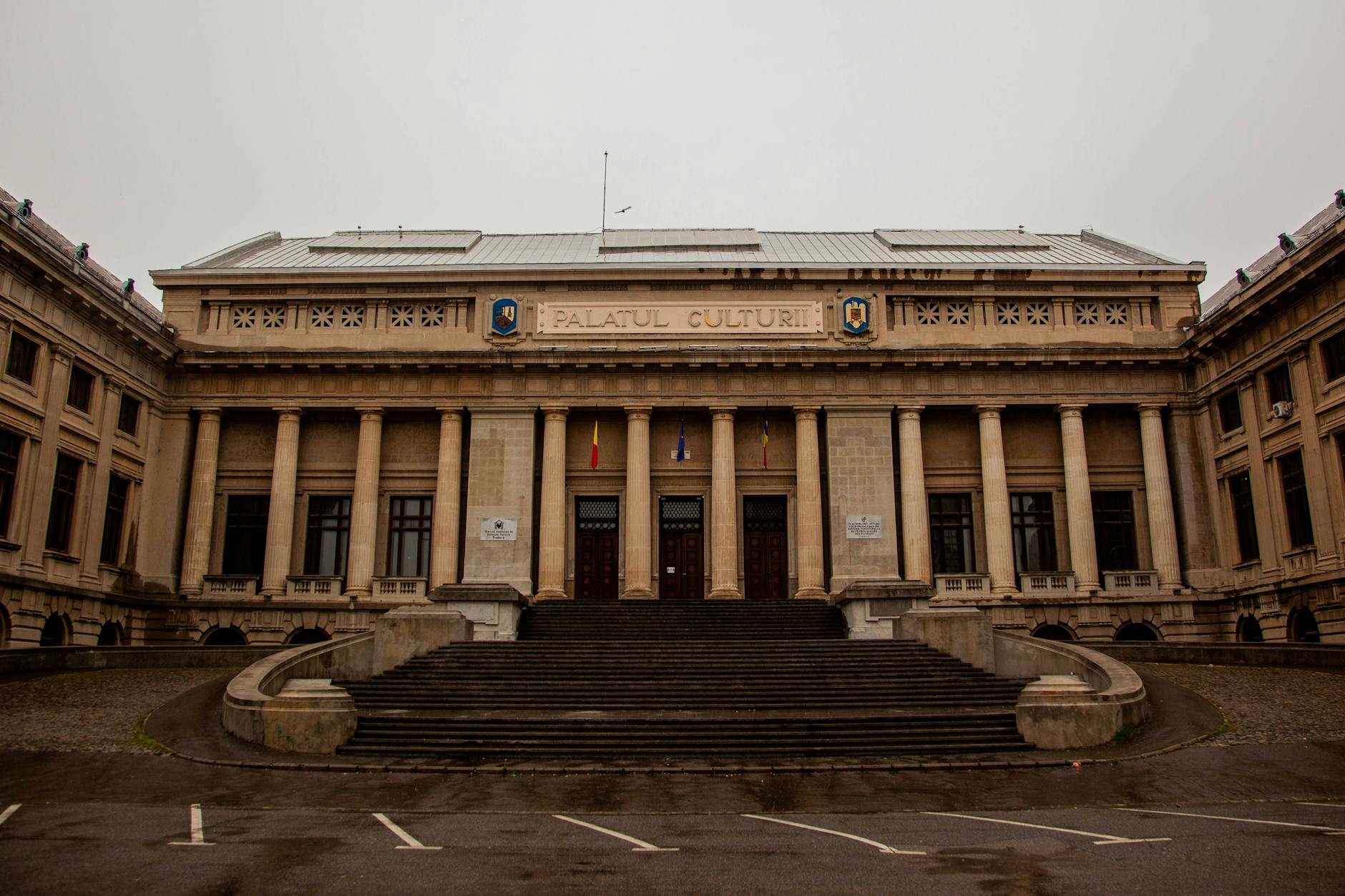 Parlamentul blochează vânzarea companiilor de stat până în 2027