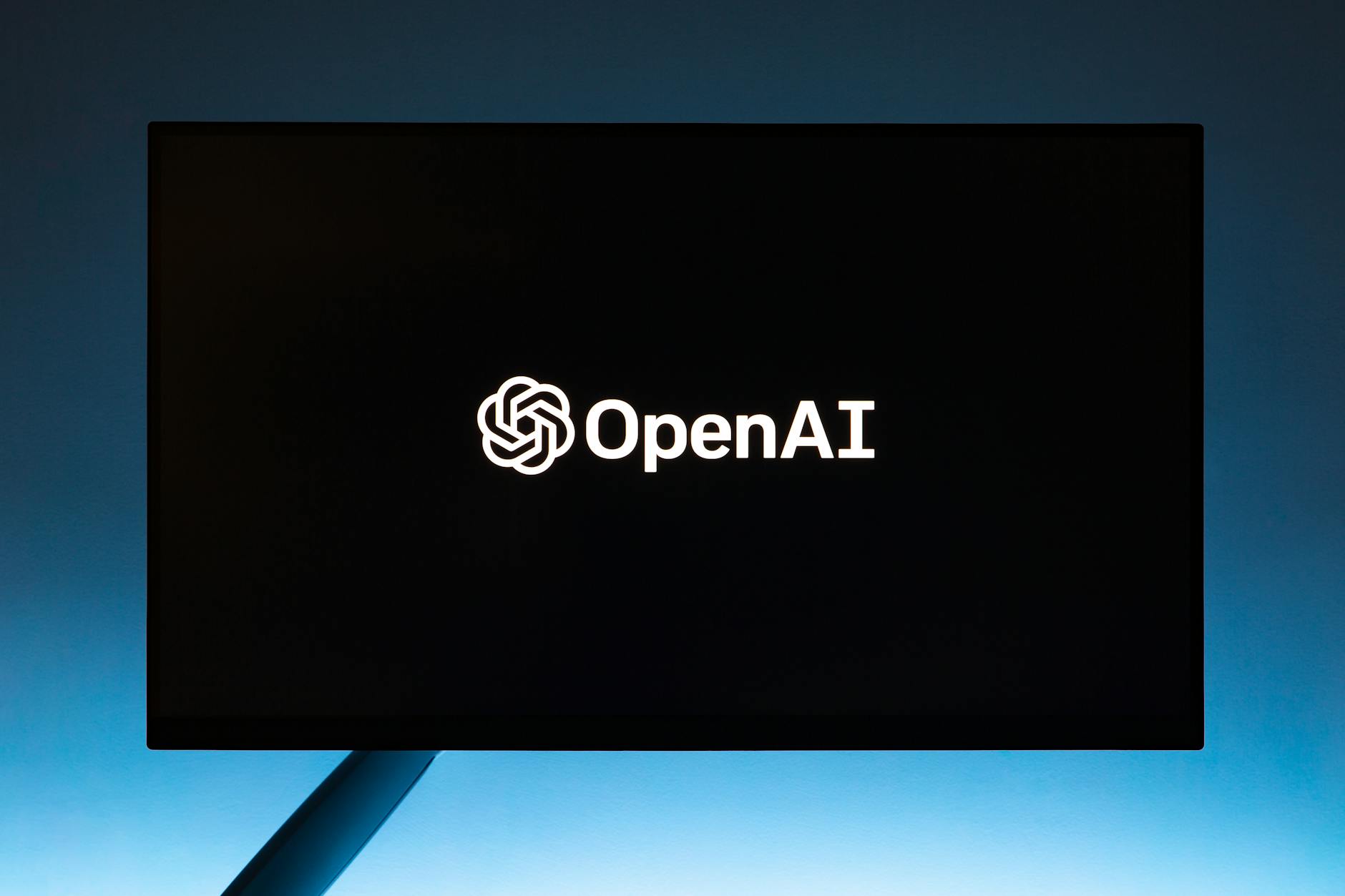 Anthropic depășește OpenAI: evaluare de 965 miliarde dolari