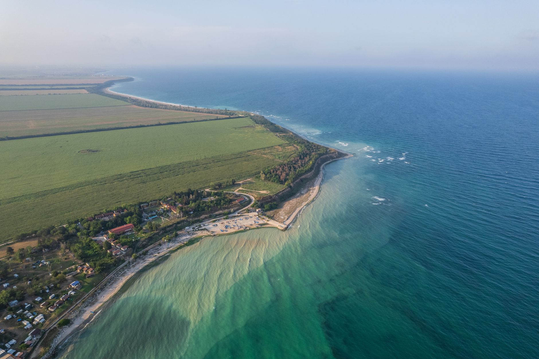 Drone în Marea Azov: 5 azeri uciși pe nave de marfă