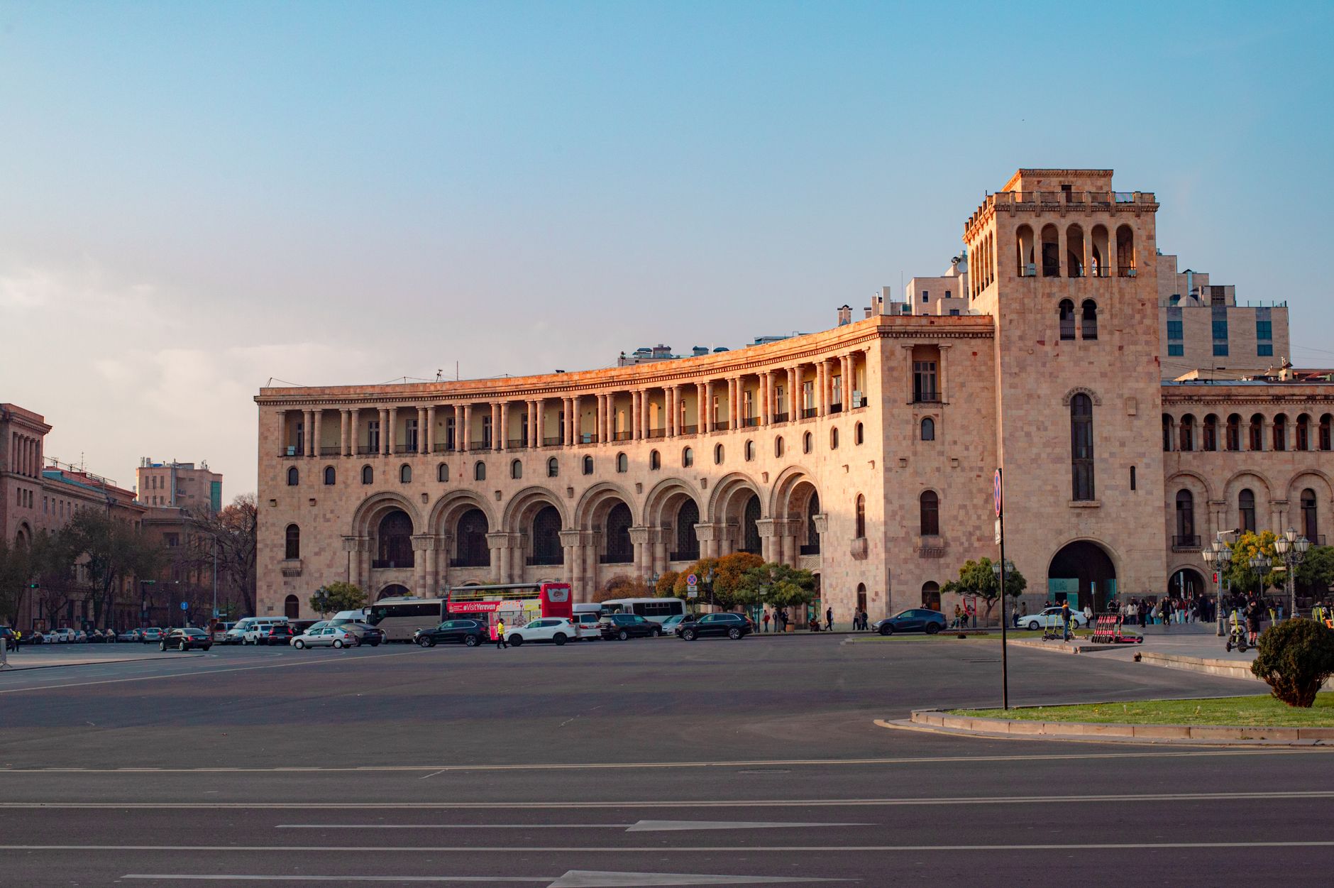 Armenia votează sub presiunea Kremlinului