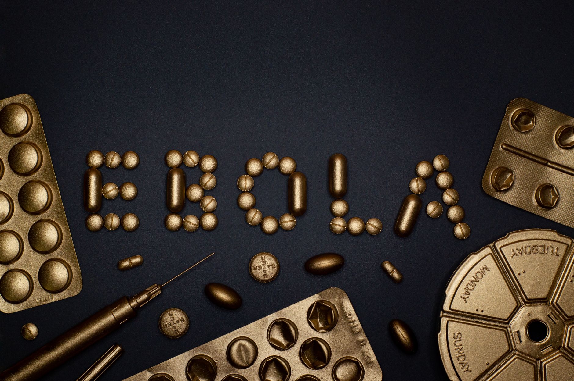 Ebola: medicul american vindecat, peste 450 de cazuri în Congo