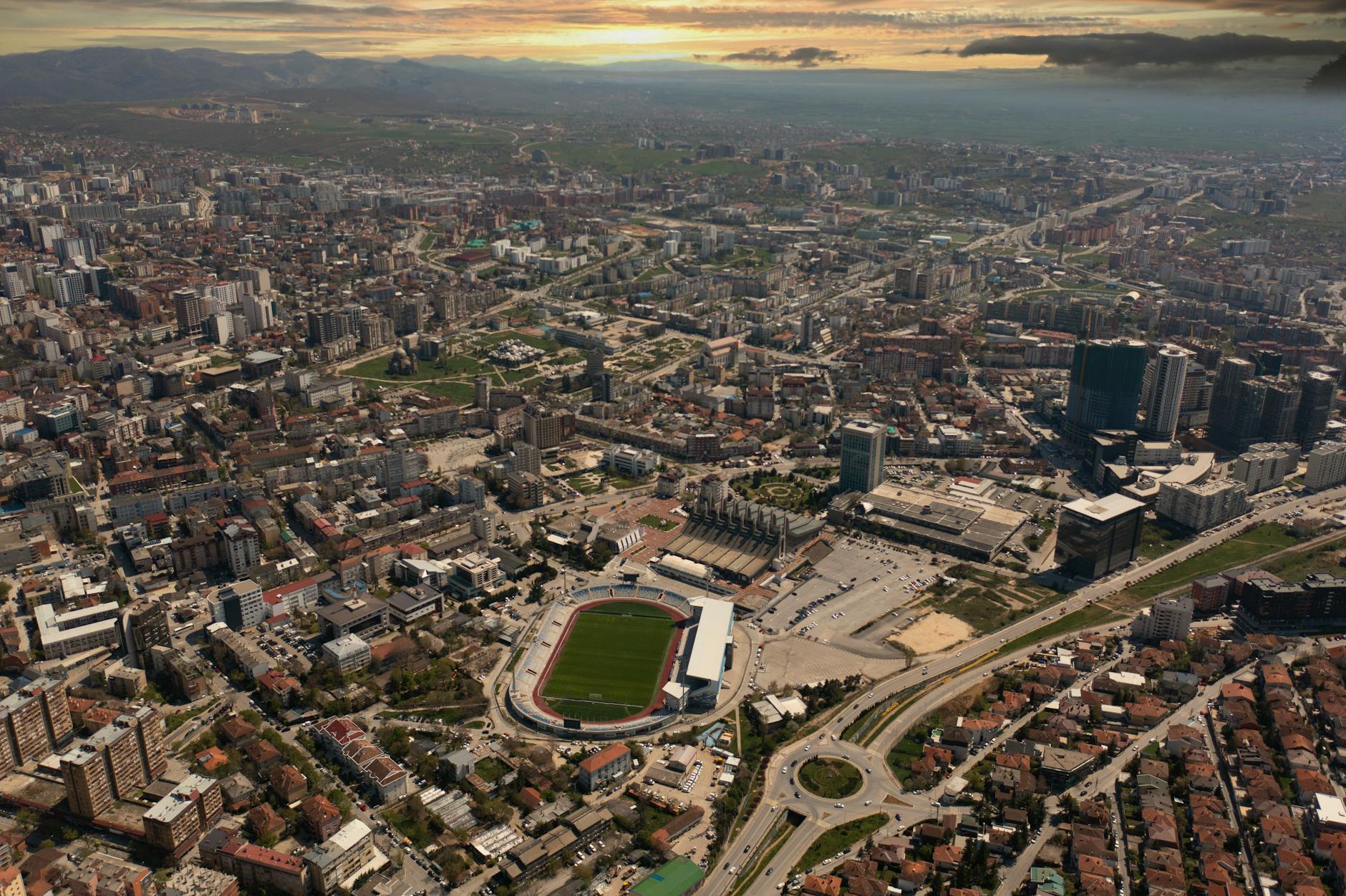 Kosovo votează din nou: al treilea scrutin în 16 luni