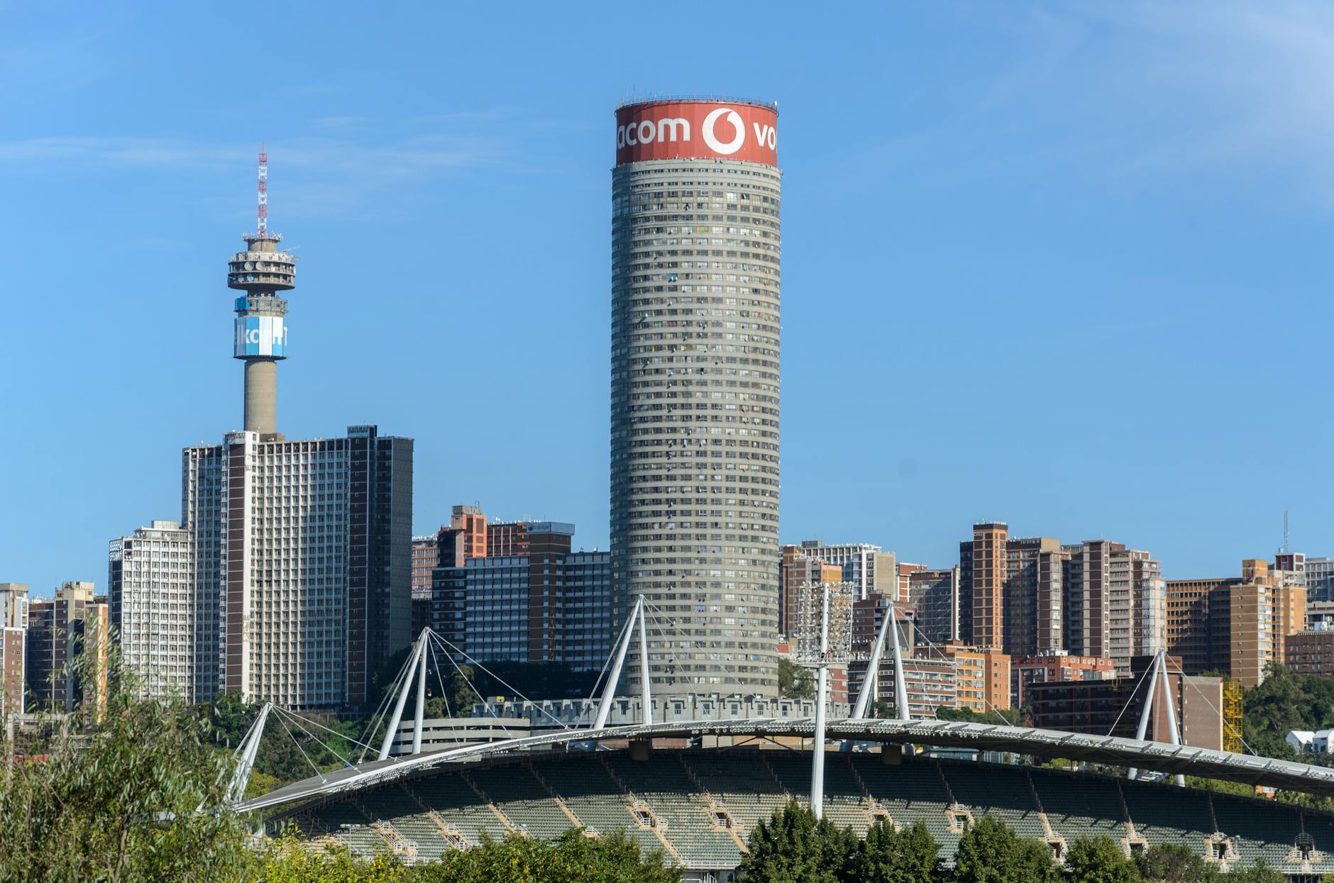 Atac armat la Johannesburg: 12 morți și 9 răniți