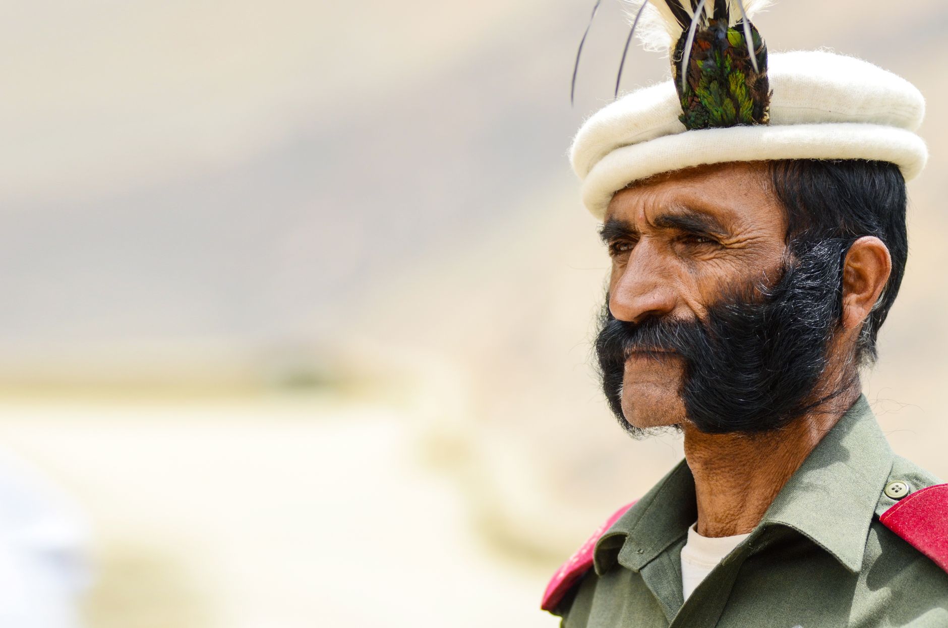 Atacuri pakistaneze în Afganistan: 13 morți, 11 copii