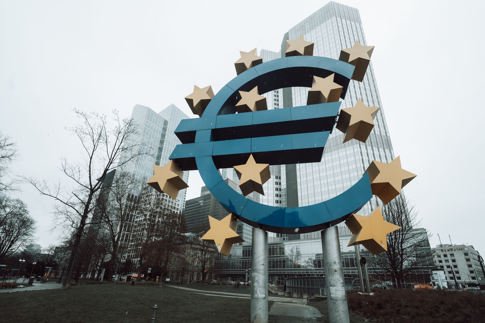 BCE crește dobânzile: inflația la 3,2% în zona euro