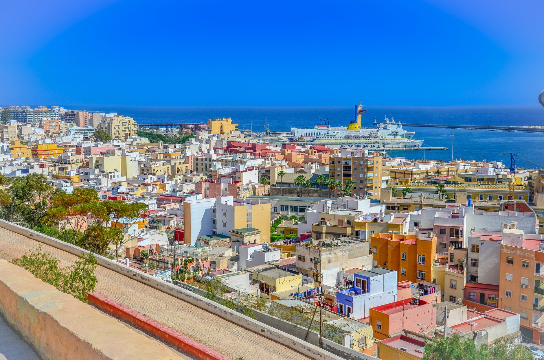 Ceuta: 67 morți; Spania instalează barieră maritimă de 500 m
