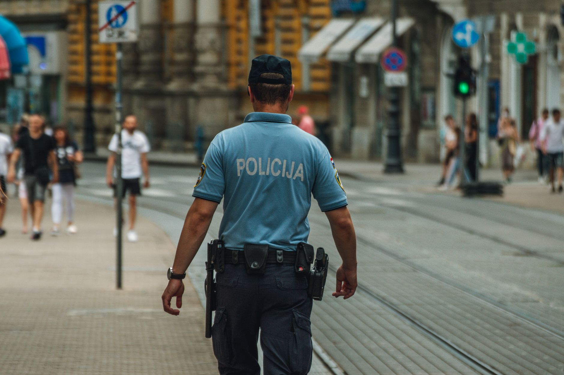 Poliția Română avertizează: SMS-urile cu amenzi sunt escrocherii