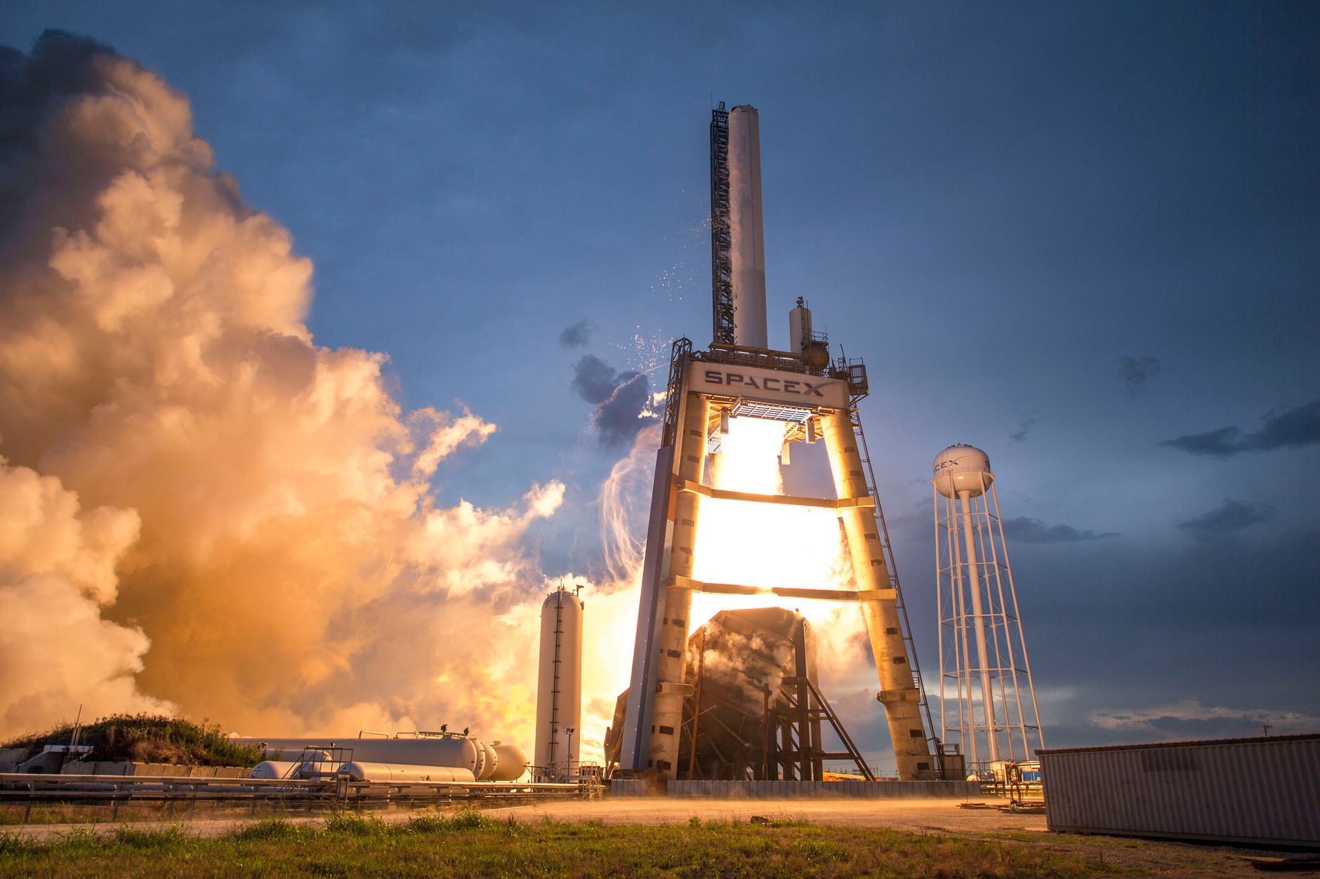 SpaceX raportează venituri de 7,8 mld. dolari la primul bilanț bursier