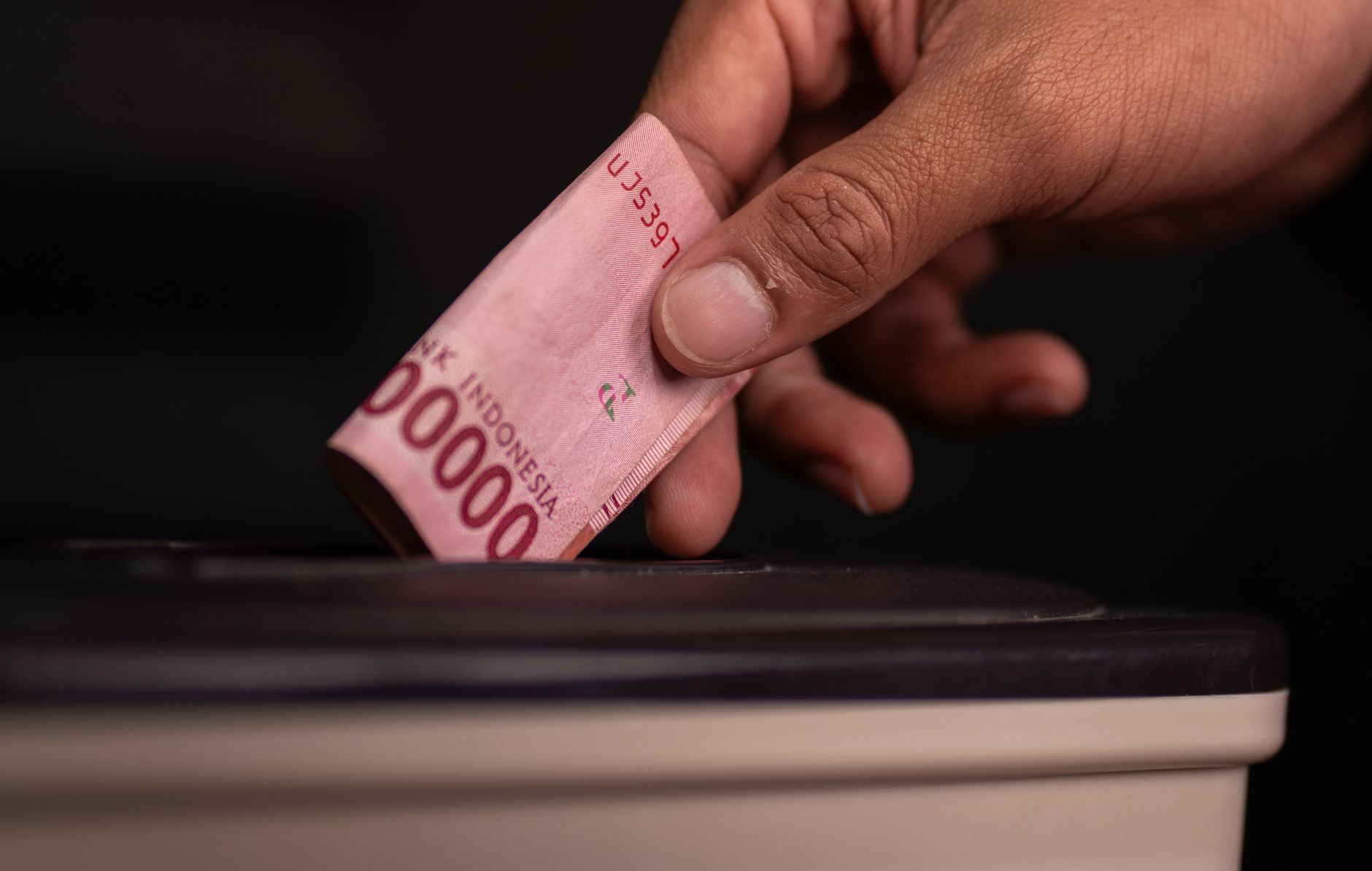 STB a cerut insolvența: nota de plată cât întreg bugetul Capitalei