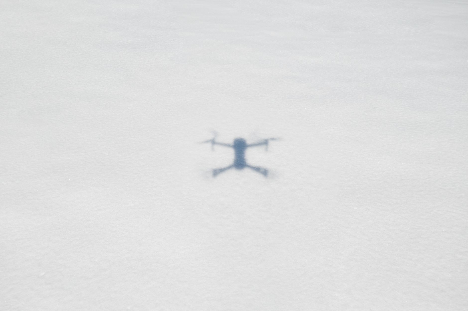 Drone ucrainene lovesc Wildberries la 2.000 de km de graniță