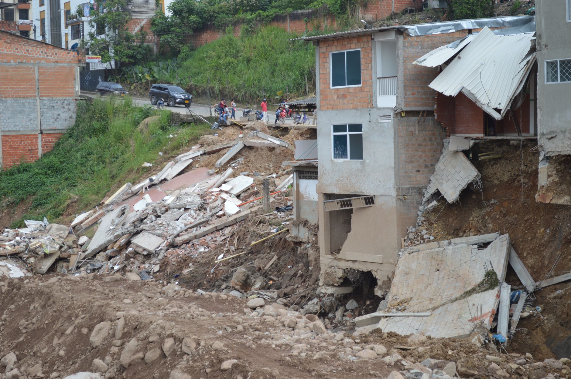 Cutremur 7,4 zguduie Columbia: 22 de morți, Pereira și Cali devastate