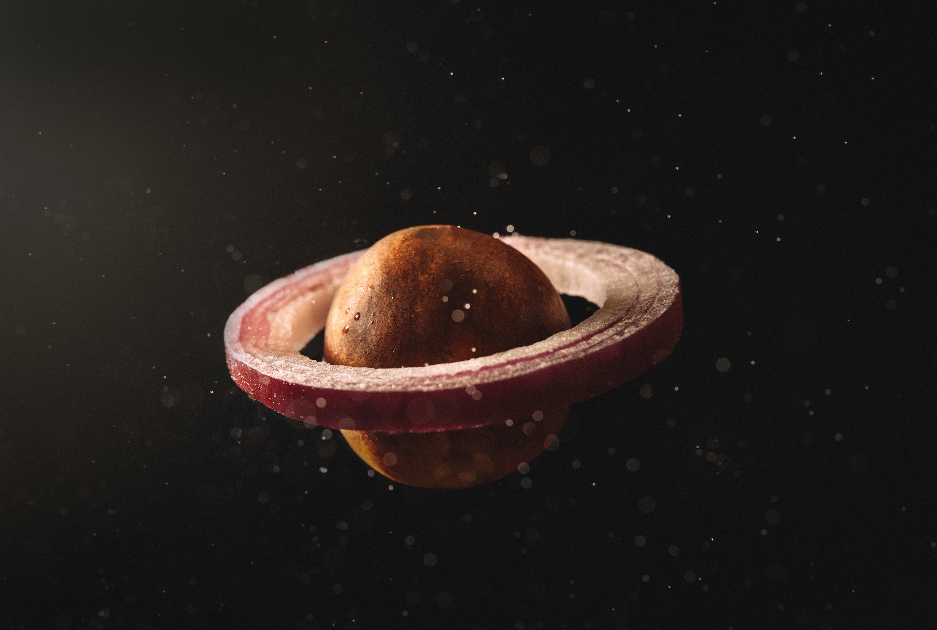 Saturn evacuată după fragment de dronă: Miruță anunță 100 în 4 zile