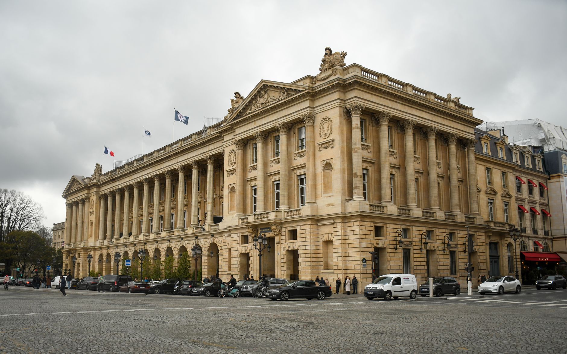 Macron livrează interceptoare Ucrainei; Germania negociază Patriot