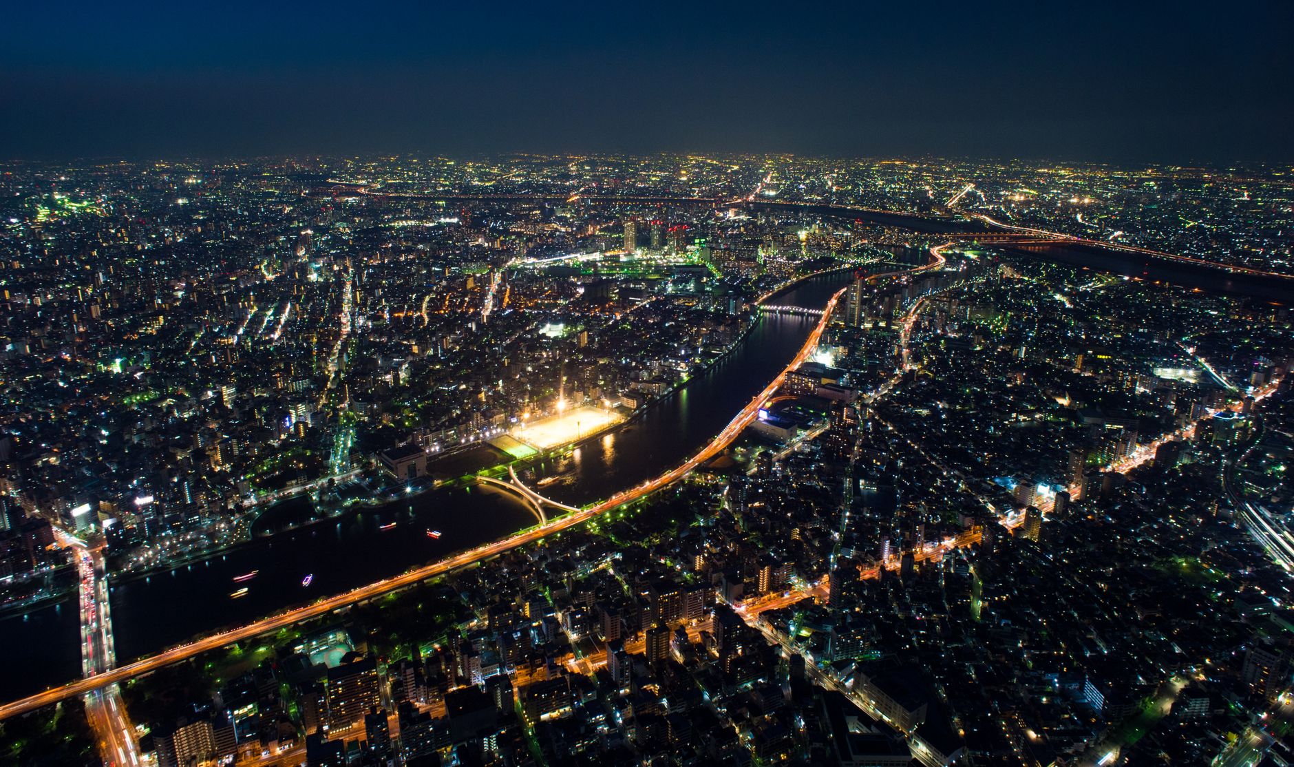 Cutremur 5,9 lângă Tokyo: 37 de răniți, alertă pentru replici