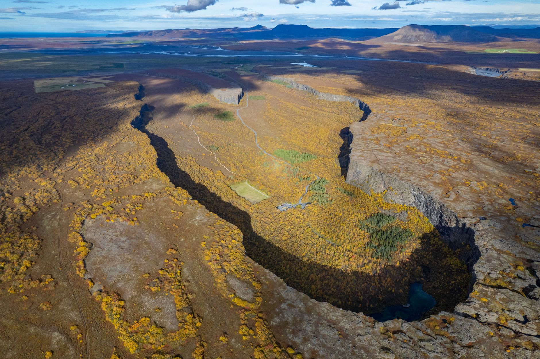 Islanda în suspans: zonele rurale votează Nu, Reykjavik decide totul