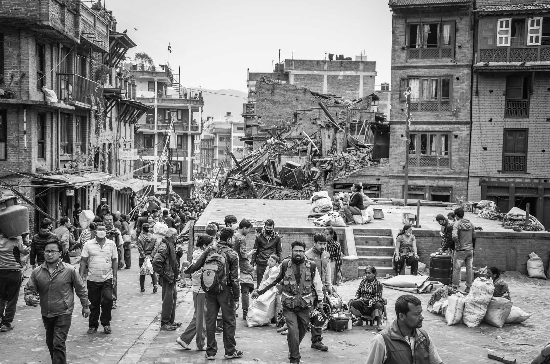 Nepal, zi 5: bilanțul a ajuns la 750 morți, reconstrucția — 5 mld.