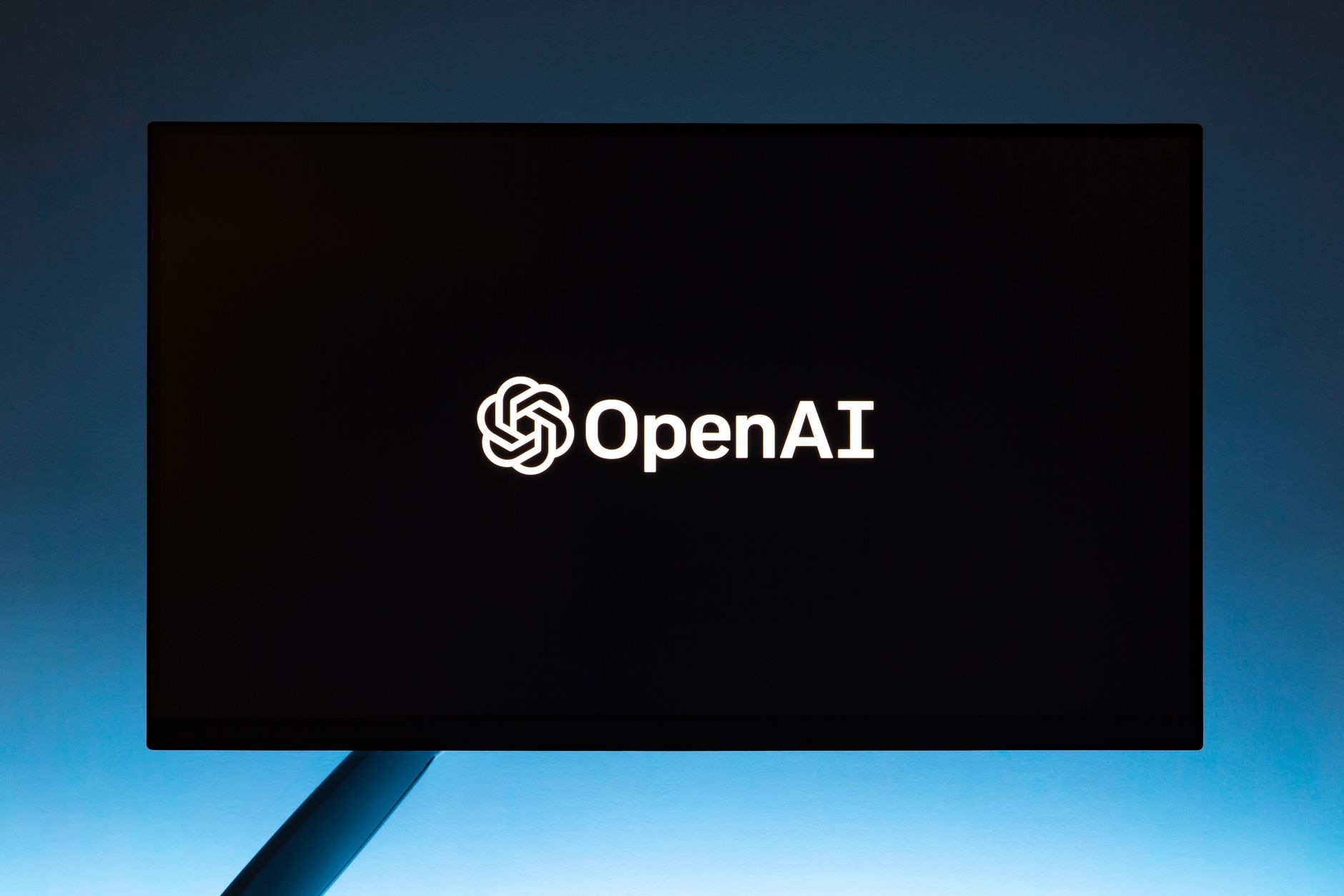 OpenAI primește 30 de procese noi pentru masacrul din Tumbler Ridge