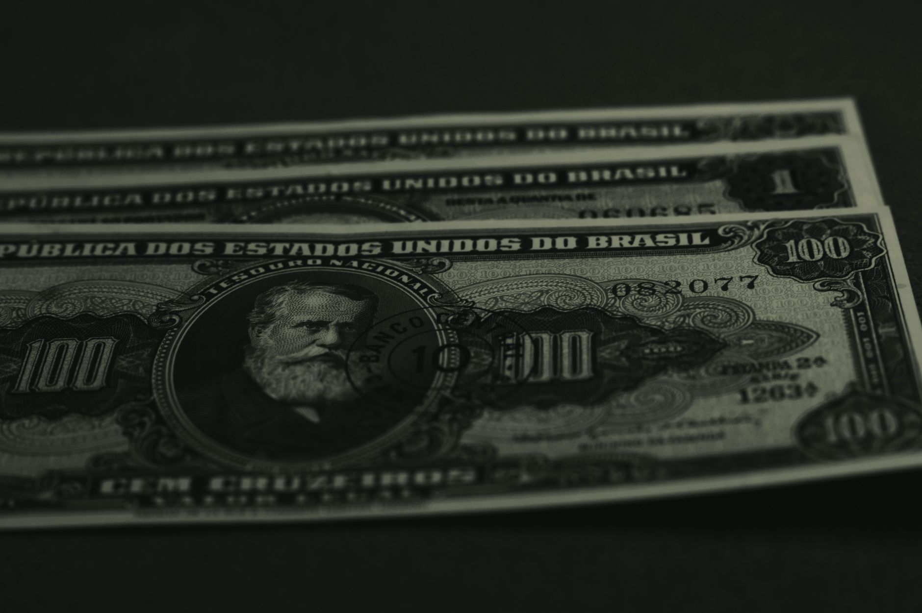 Economia SUA creează 162.000 locuri în august; Trump atacă Fed