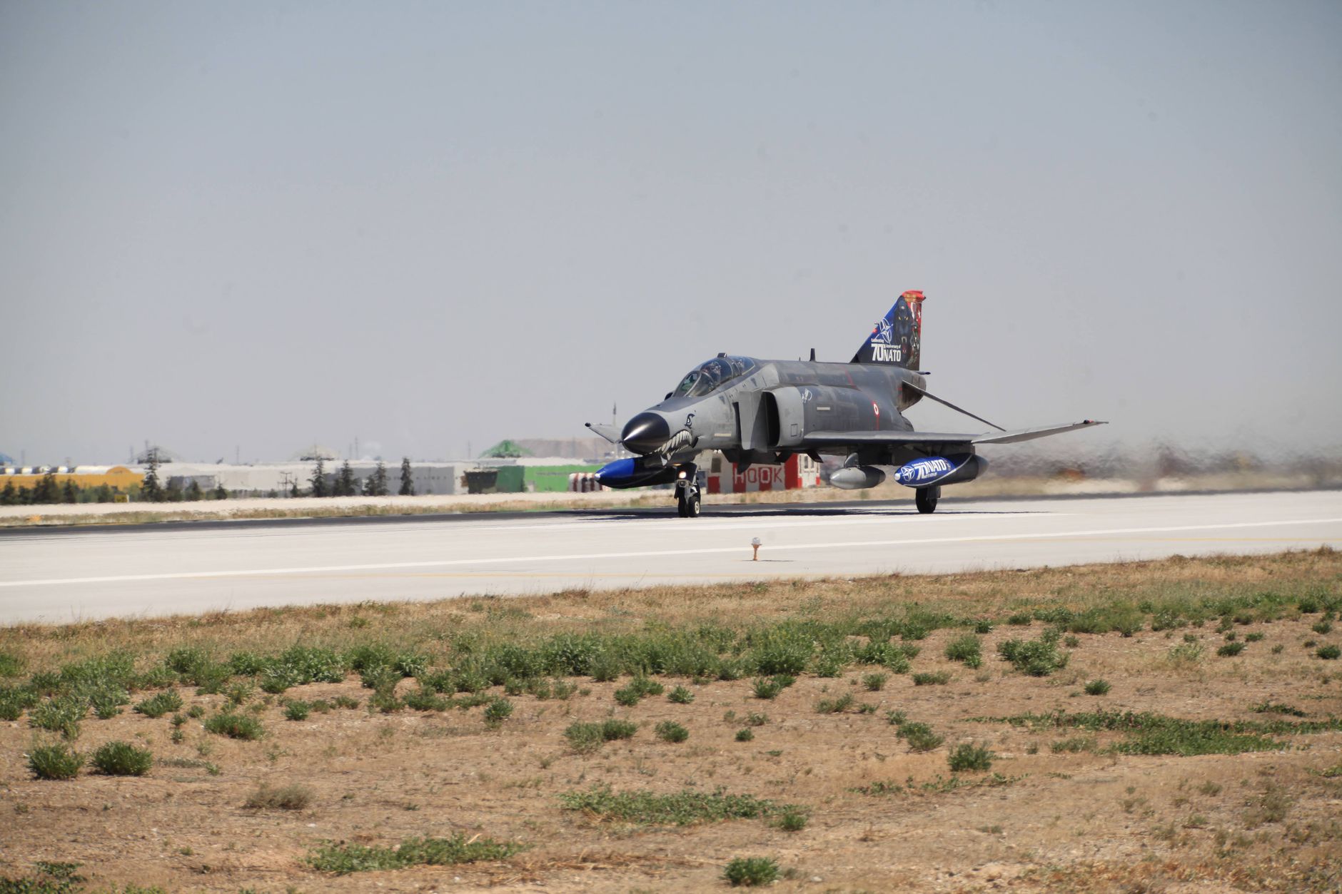 F-4 Phantom se prăbușește la show aviatic în Grecia: doi piloți morți