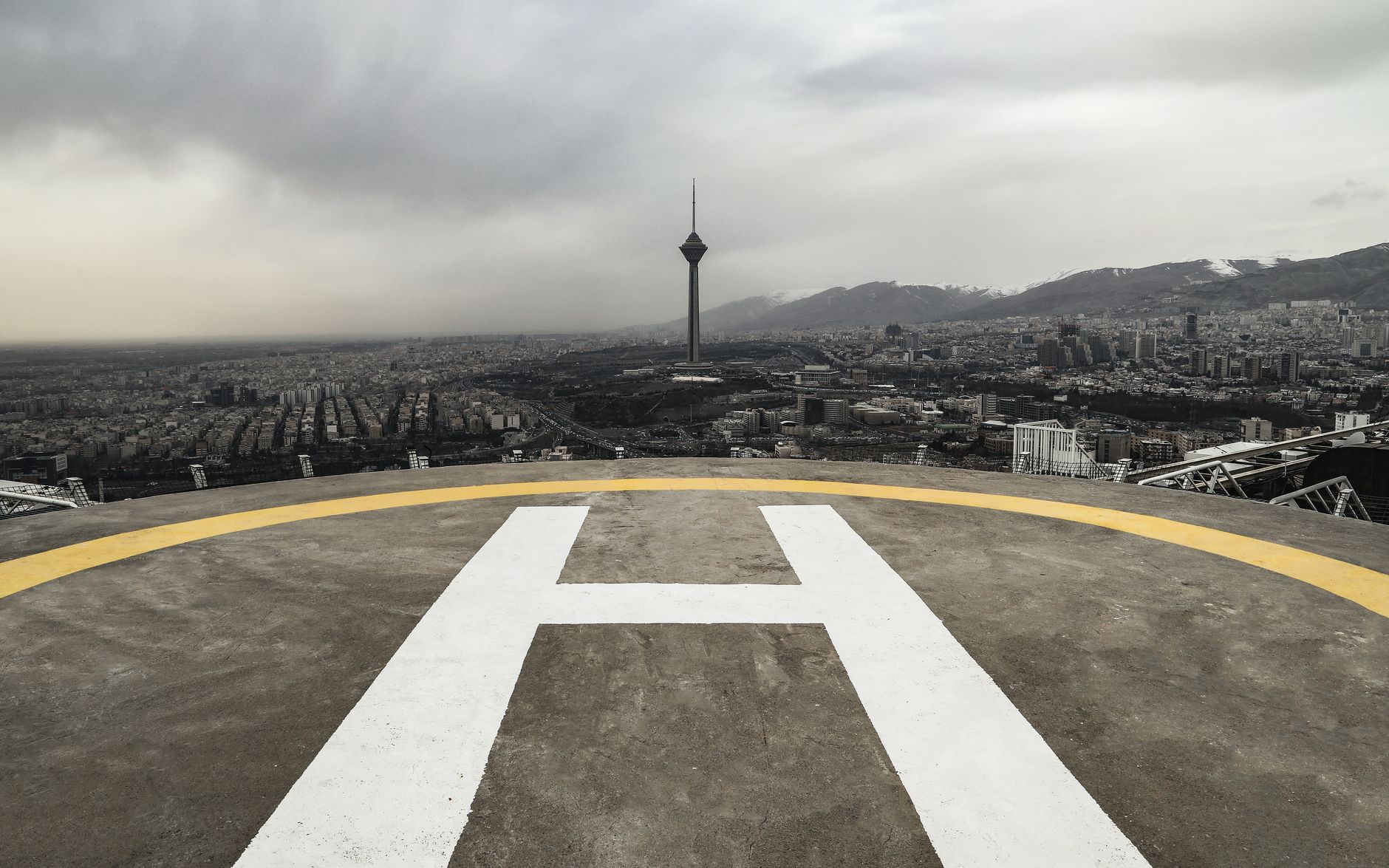 Iran declară zonă restricționată la Hormuz după loviturile SUA