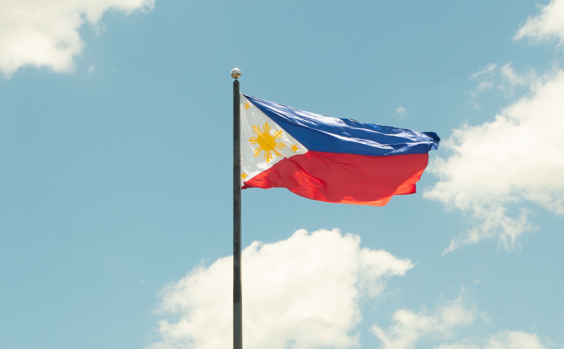 Filipine: 76 de morți confirmați după incendiul de pe June Aster