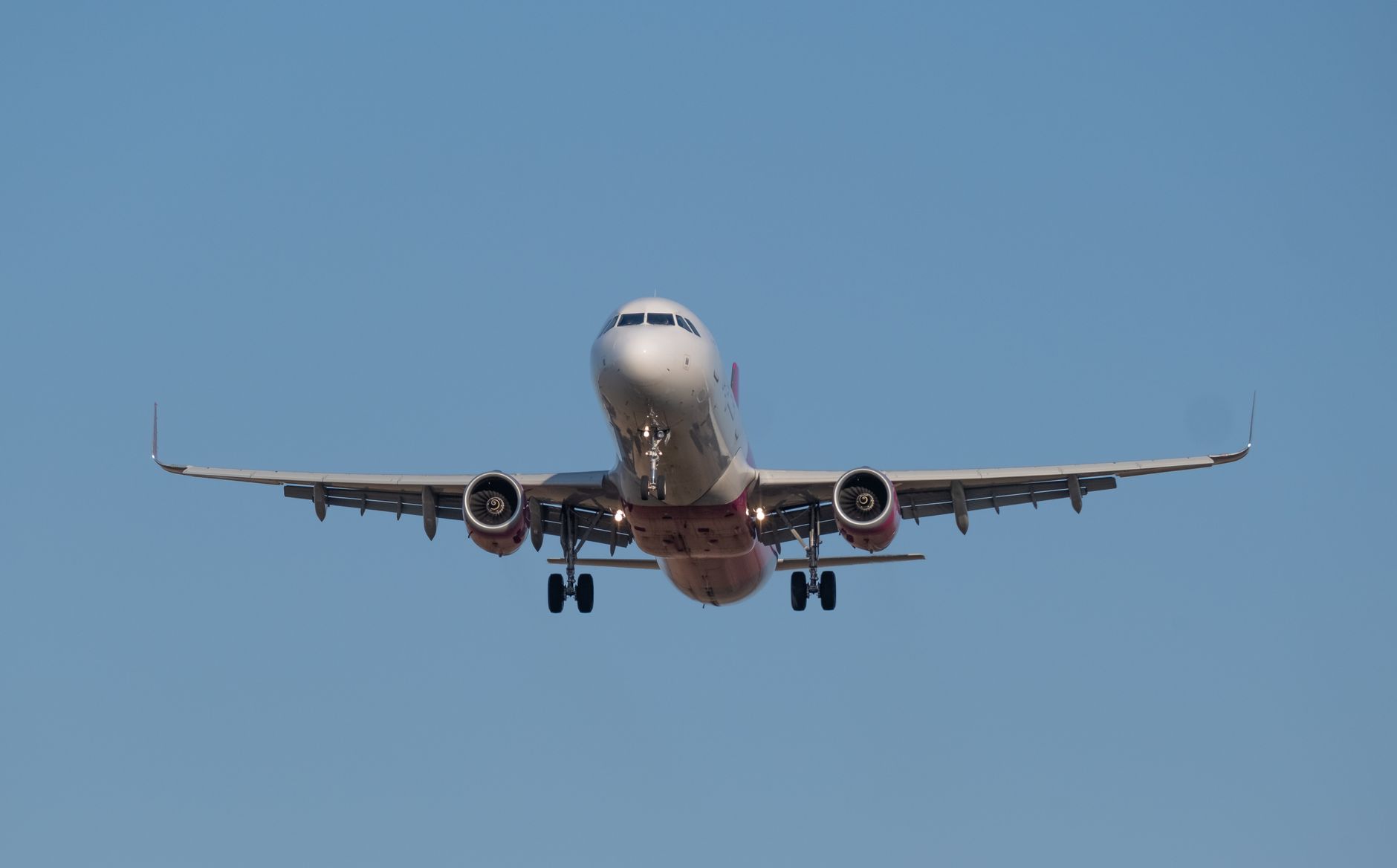 AnimaWings suspendă 6 avioane A220: zboruri anulate și reprogramate