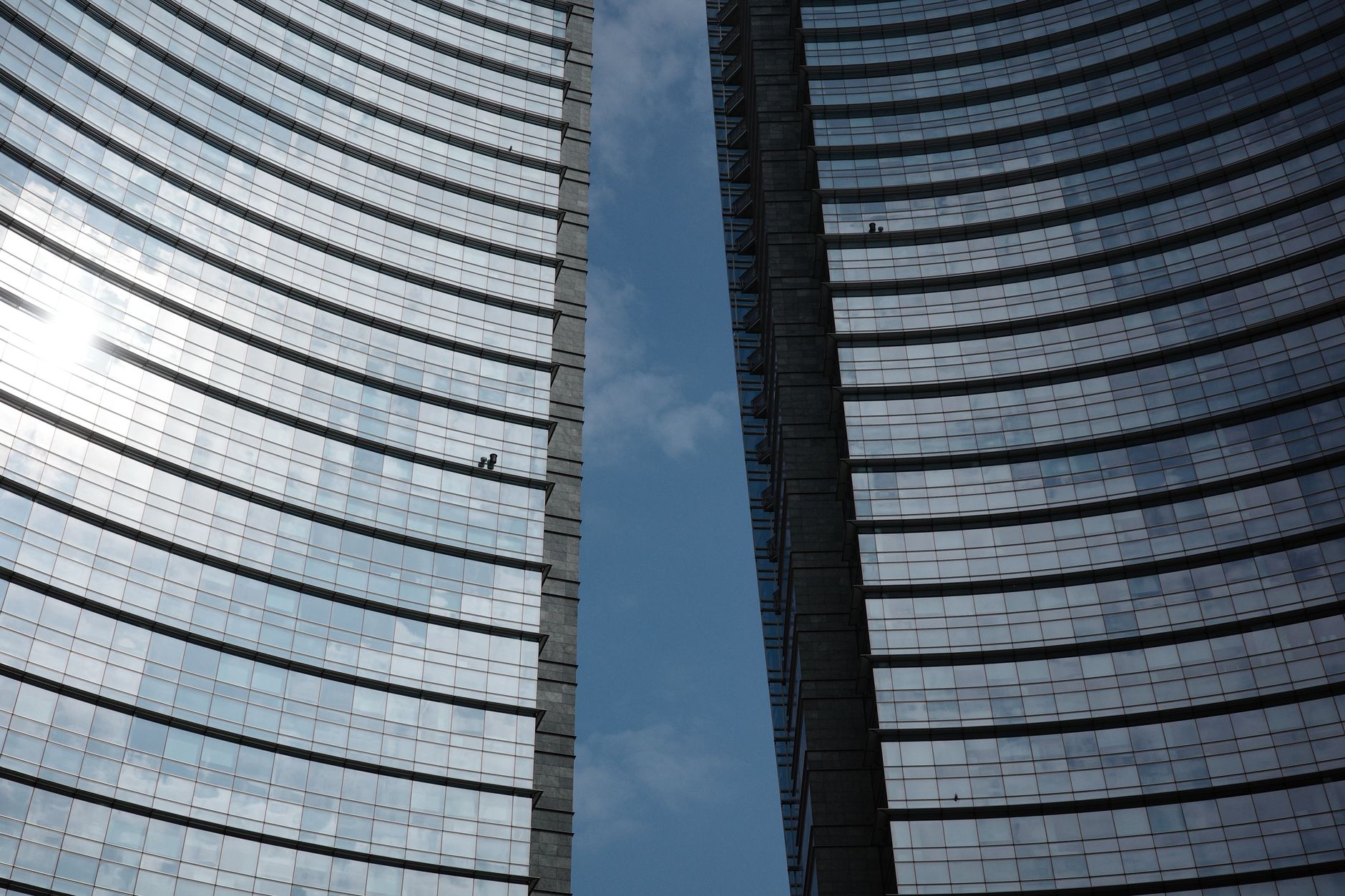 UniCredit vinde subsidiara din Rusia: Putin a semnat decretul