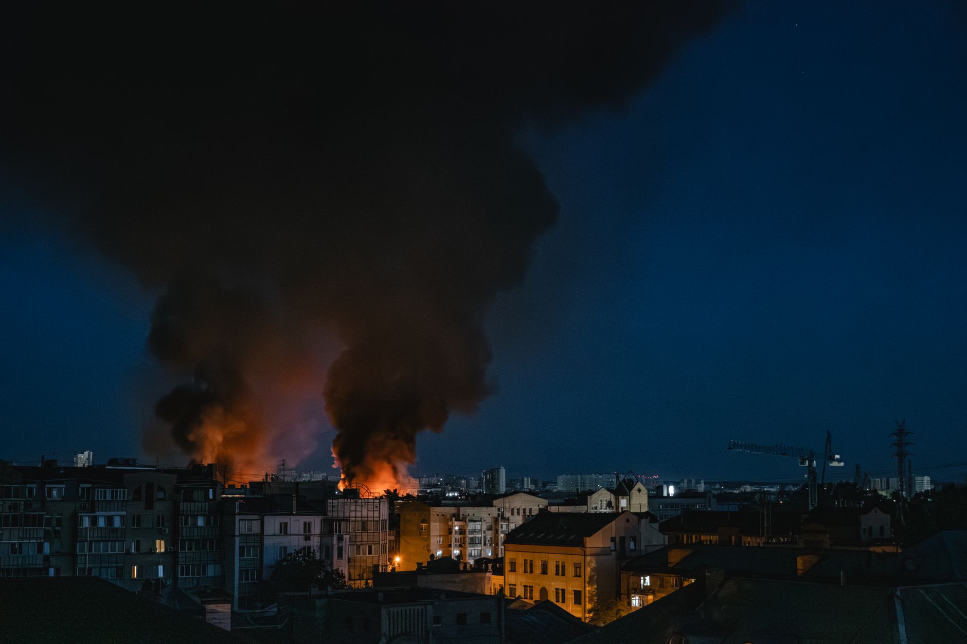 Ucraina incendiază cel mai mare depozit din Moscova cu 650 de drone