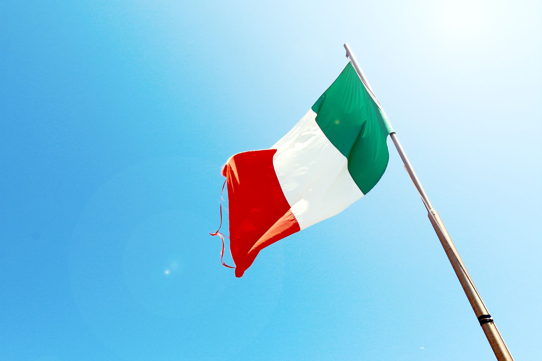 Parlamentul italian votează reforma Meloni: bonus de 105 locuri