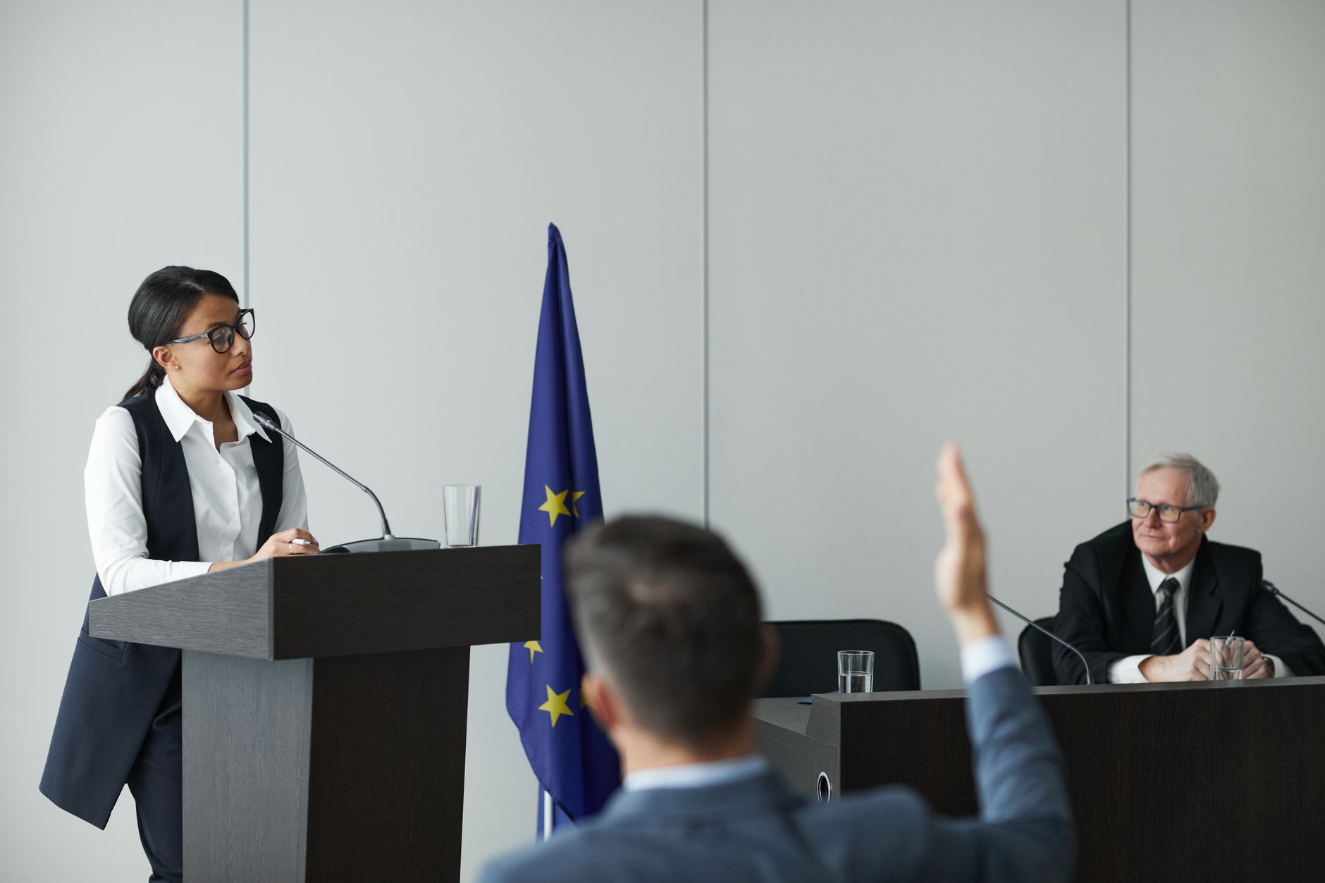 Sondaj SUA: 58% vor Congresul ca frână pentru Trump; 2 curse strânse