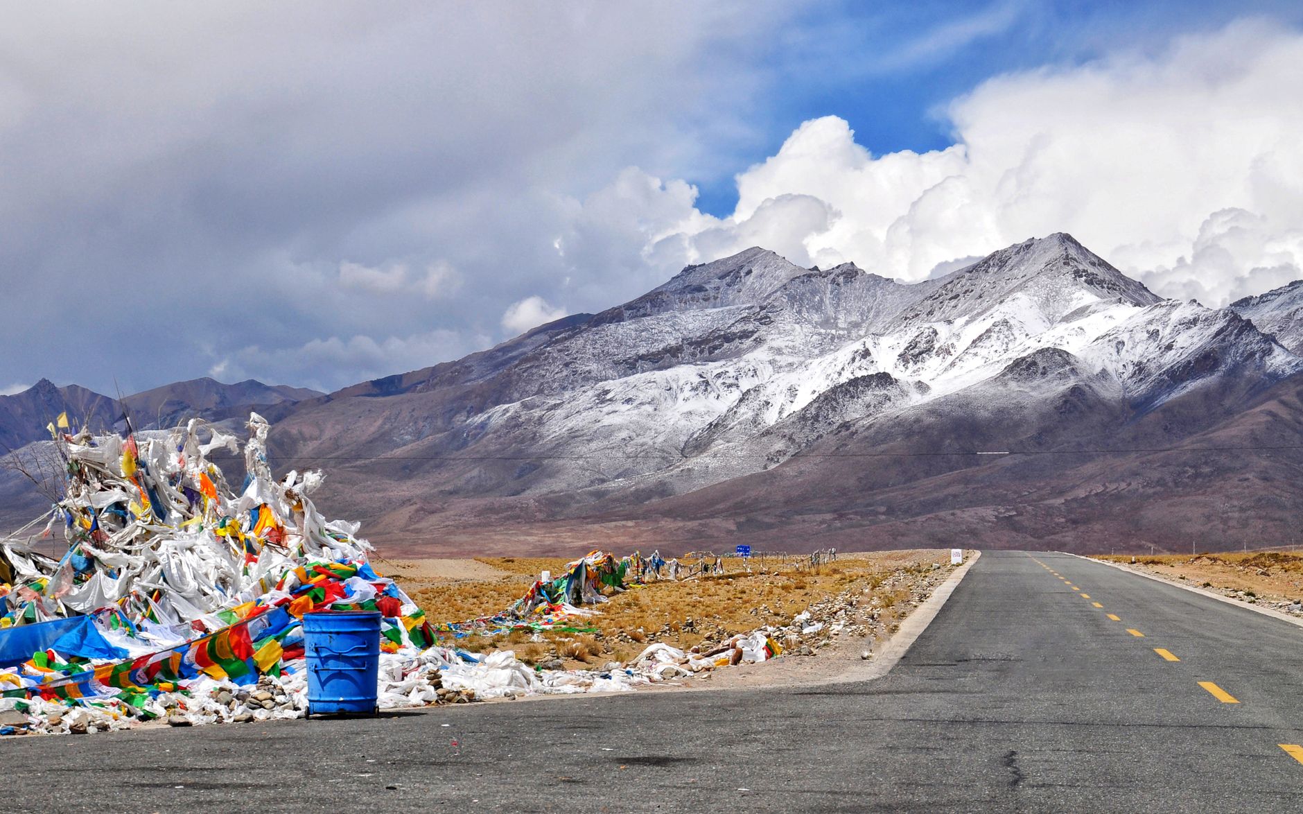 Cutremur de 7,0 grade în Tibet: 16 morți și sute de case distruse