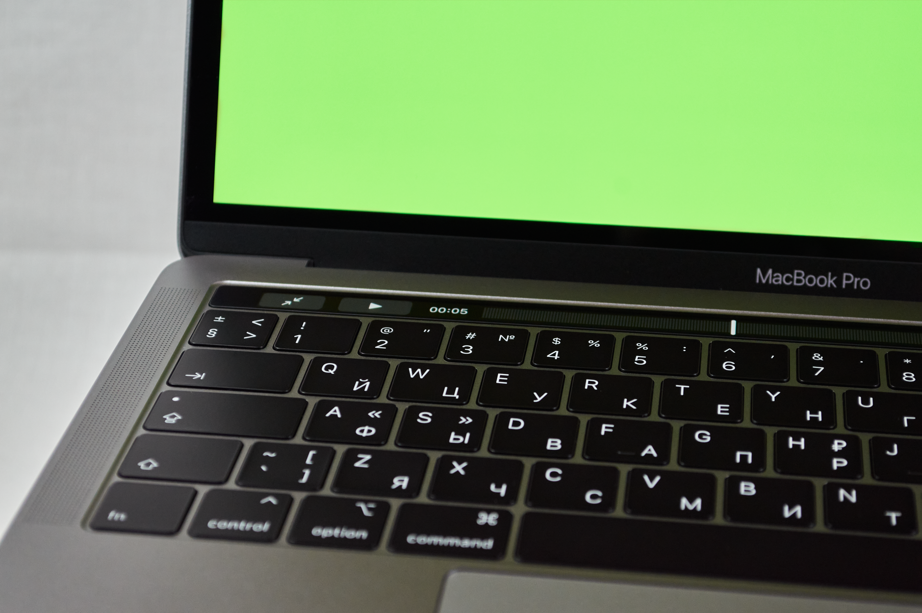 Apple lansează MacBook Pro și iMac cu M6: disponibile din 6 noiembrie